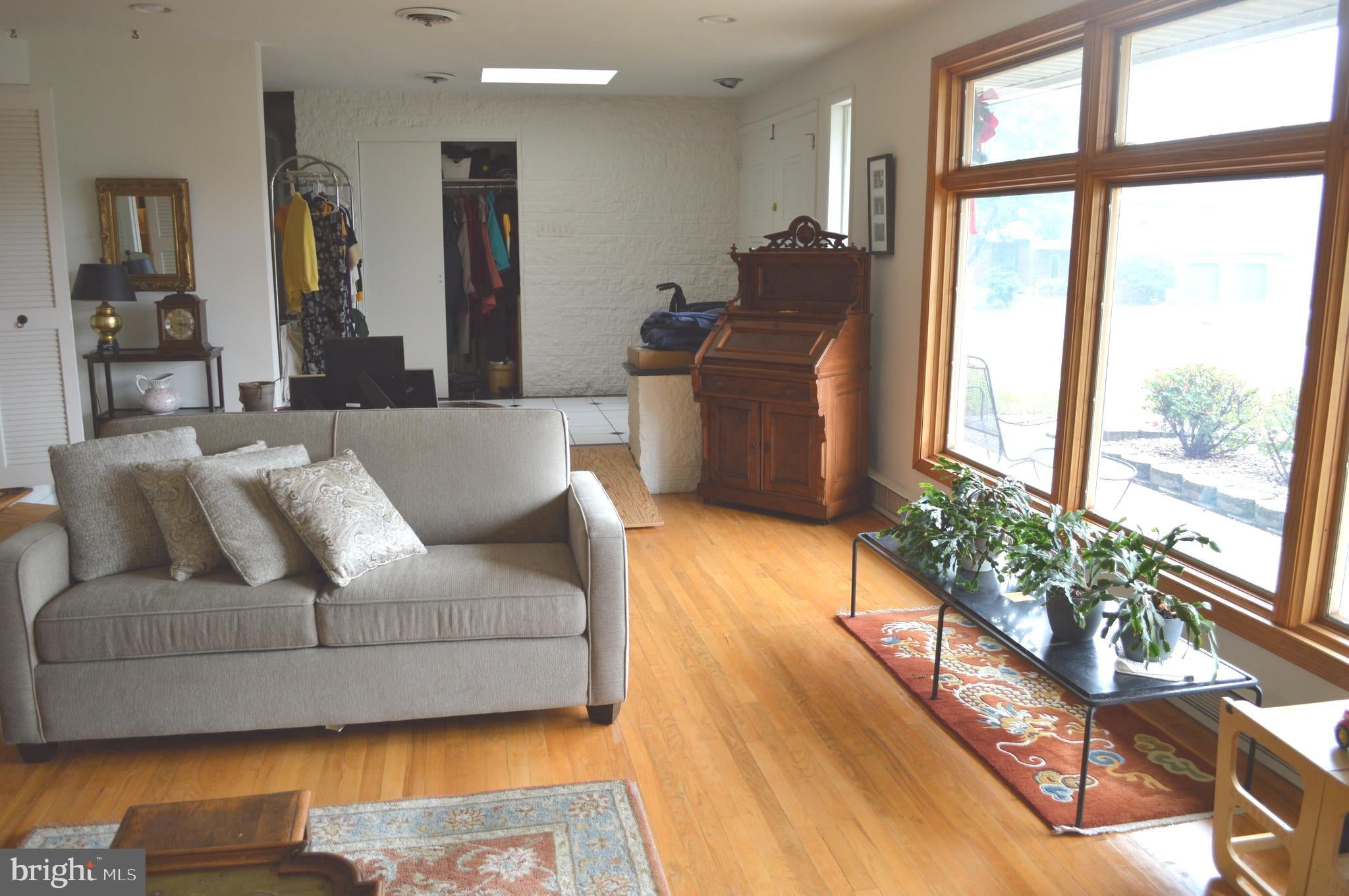 1406 REGENCY CIRCLE