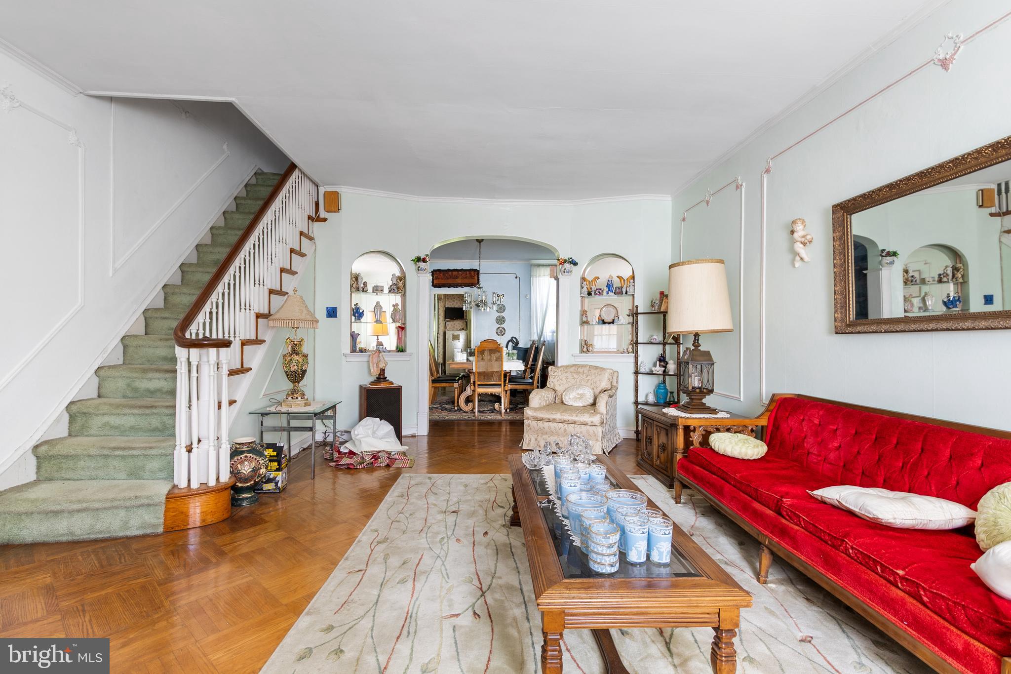 5933 WOODCREST AVENUE