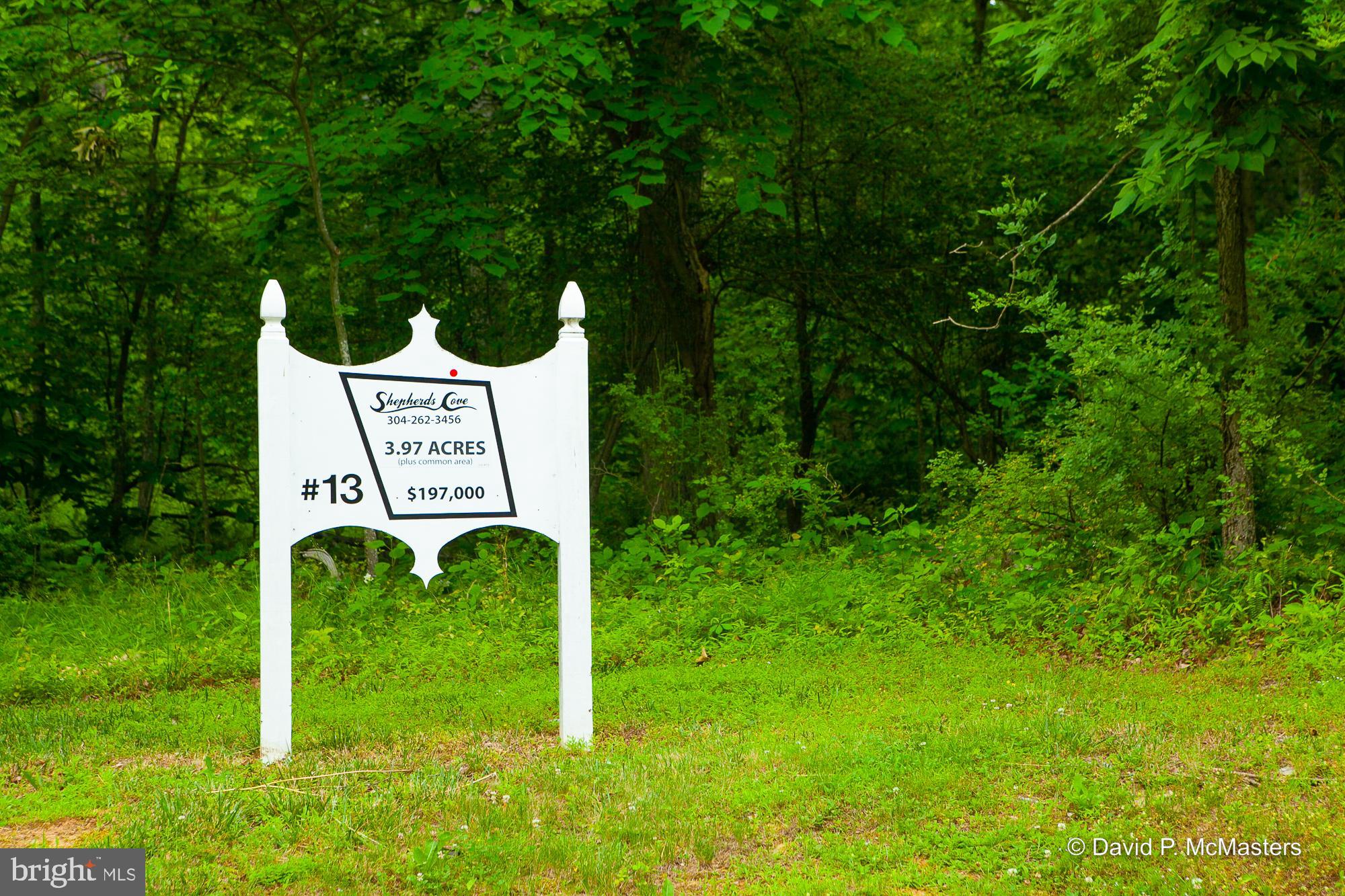 SHEPHERDS COVE - Land