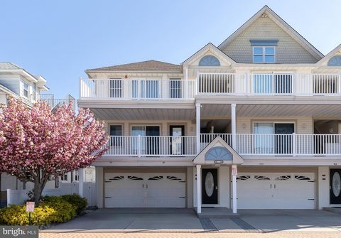 Photo of 141 E Rio Grande Avenue #201, WILDWOOD, NJ 08260 (MLS # NJCM2006128)