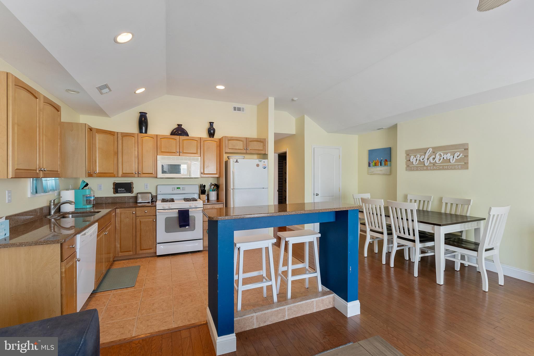 141 E RIO GRANDE AVENUE 201