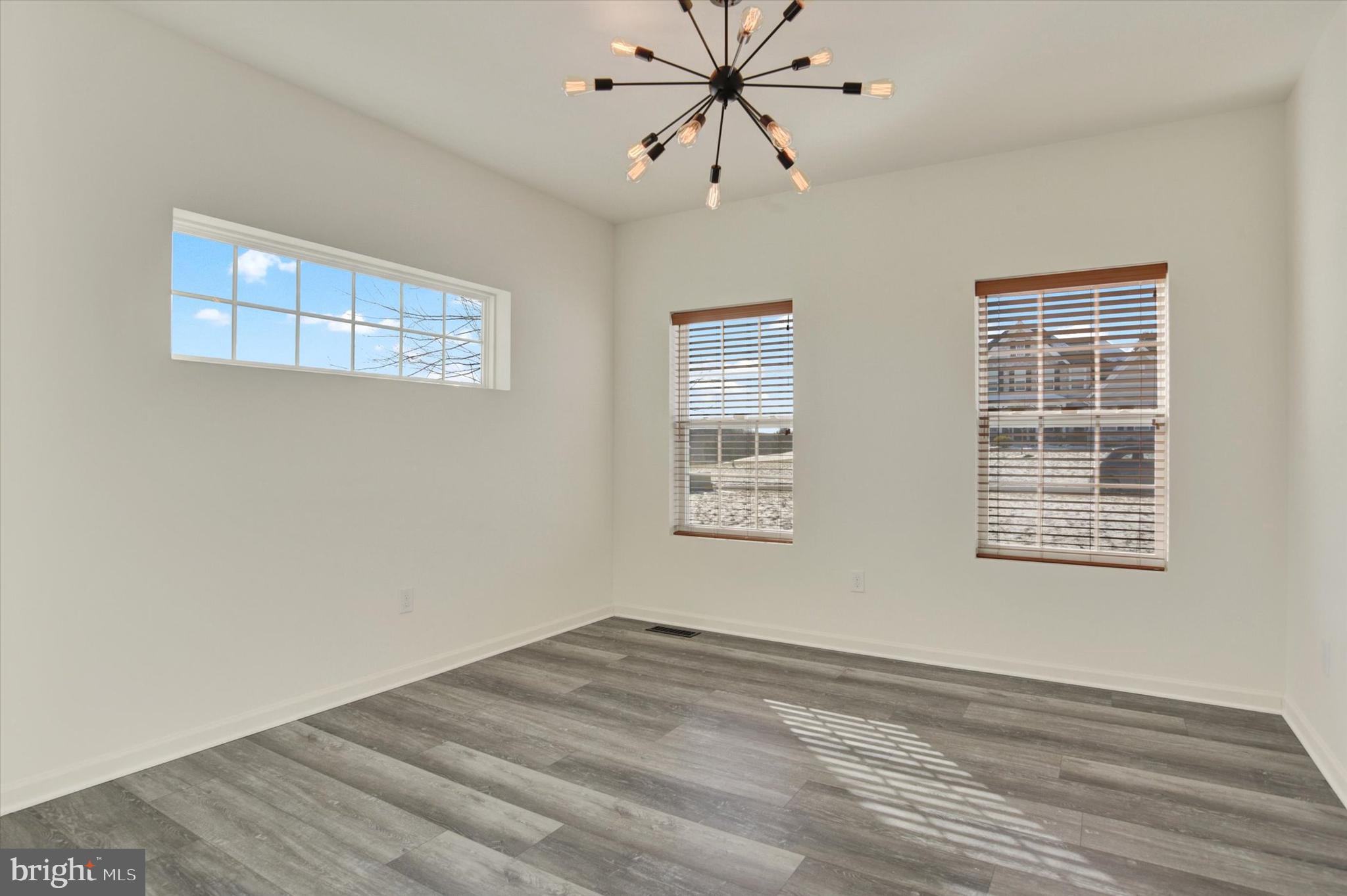 7061 CREEK CROSSING DRIVE