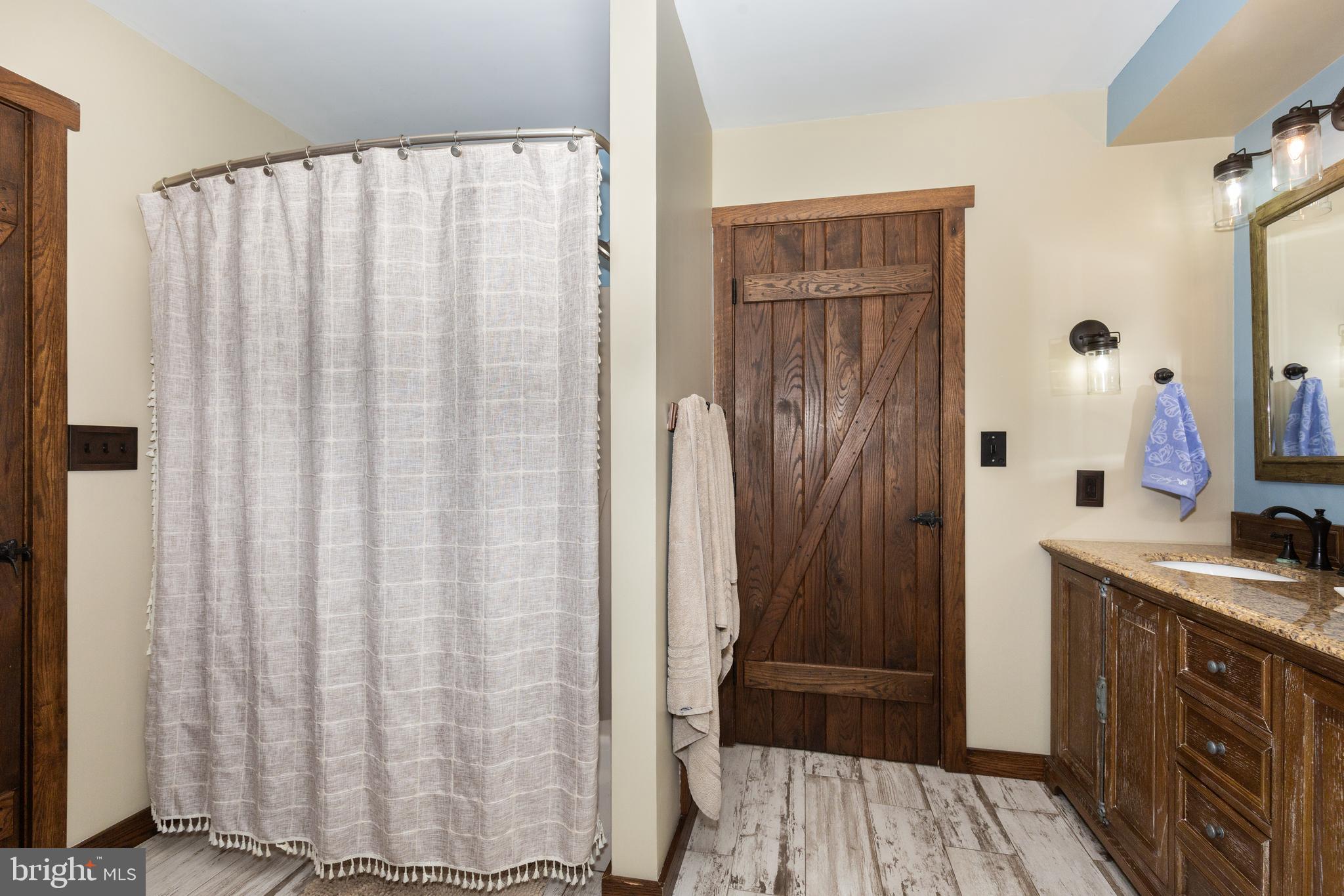 SOUTH HANOVER - Residential