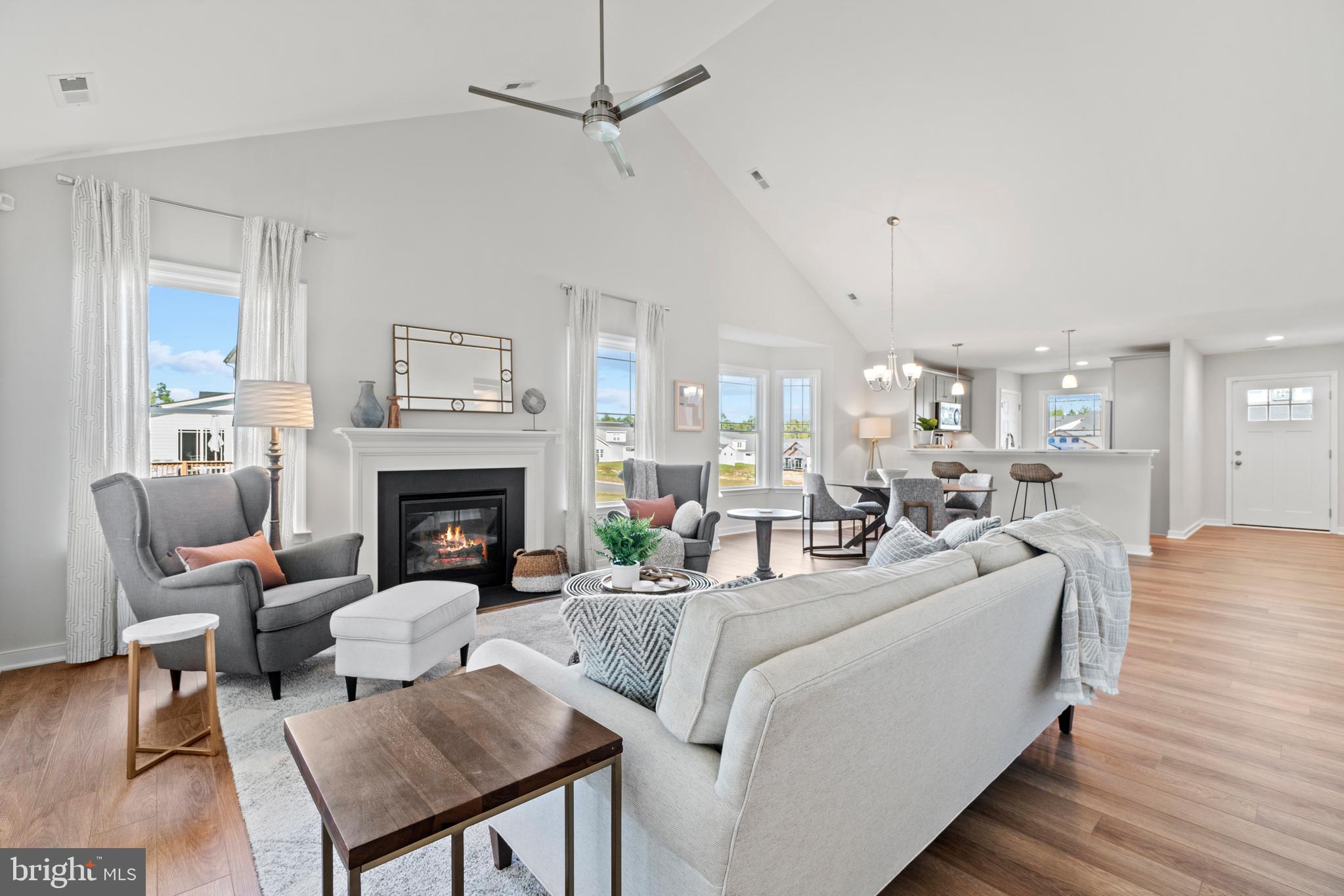 HOBBS HOLE GOLF COURSE - Residential