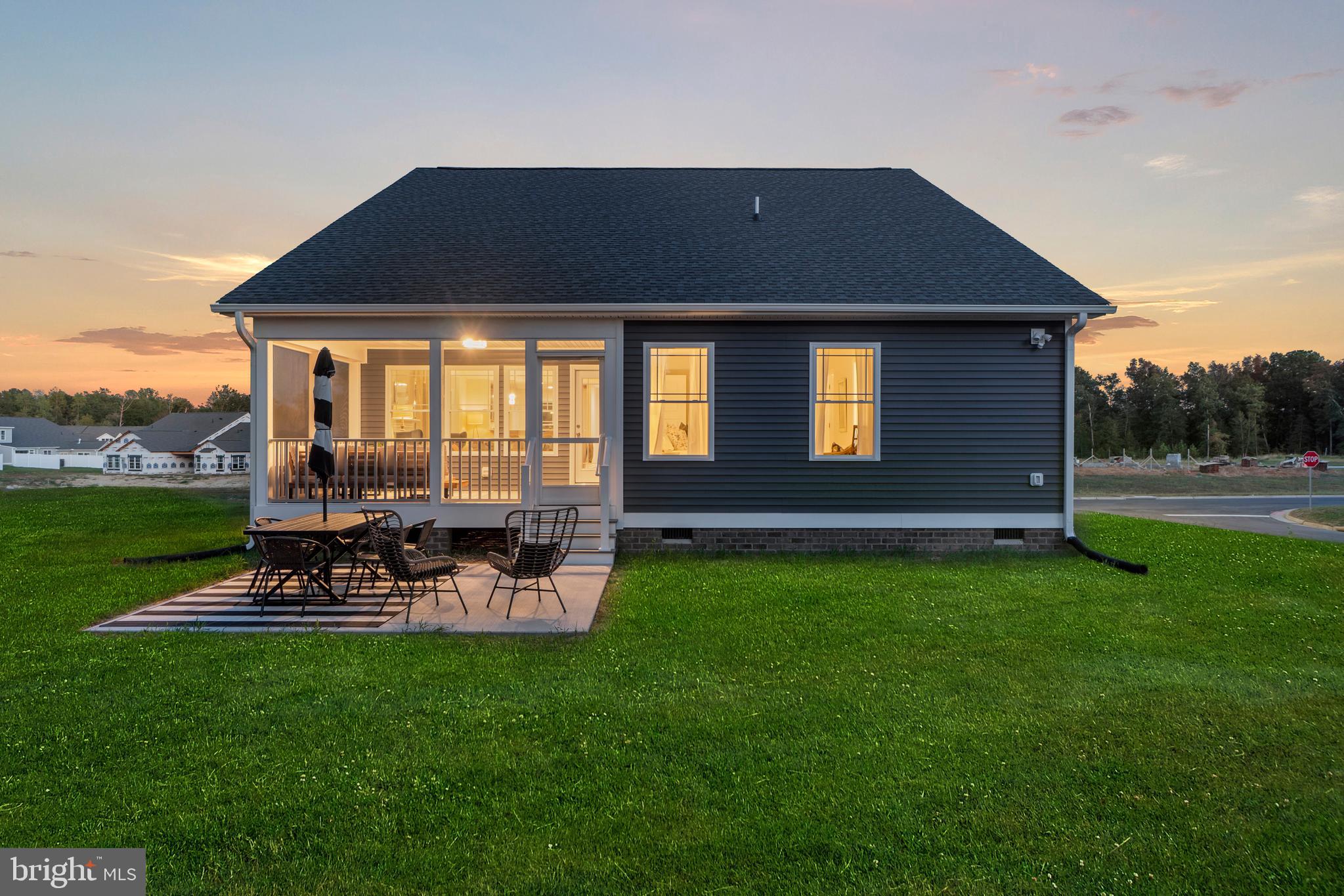 HOBBS HOLE GOLF COURSE - Residential