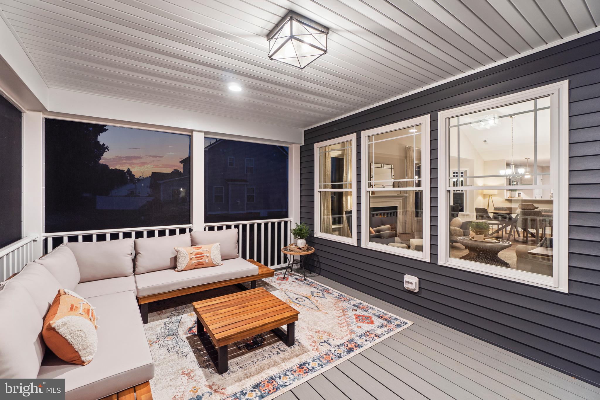 HOBBS HOLE GOLF COURSE - Residential