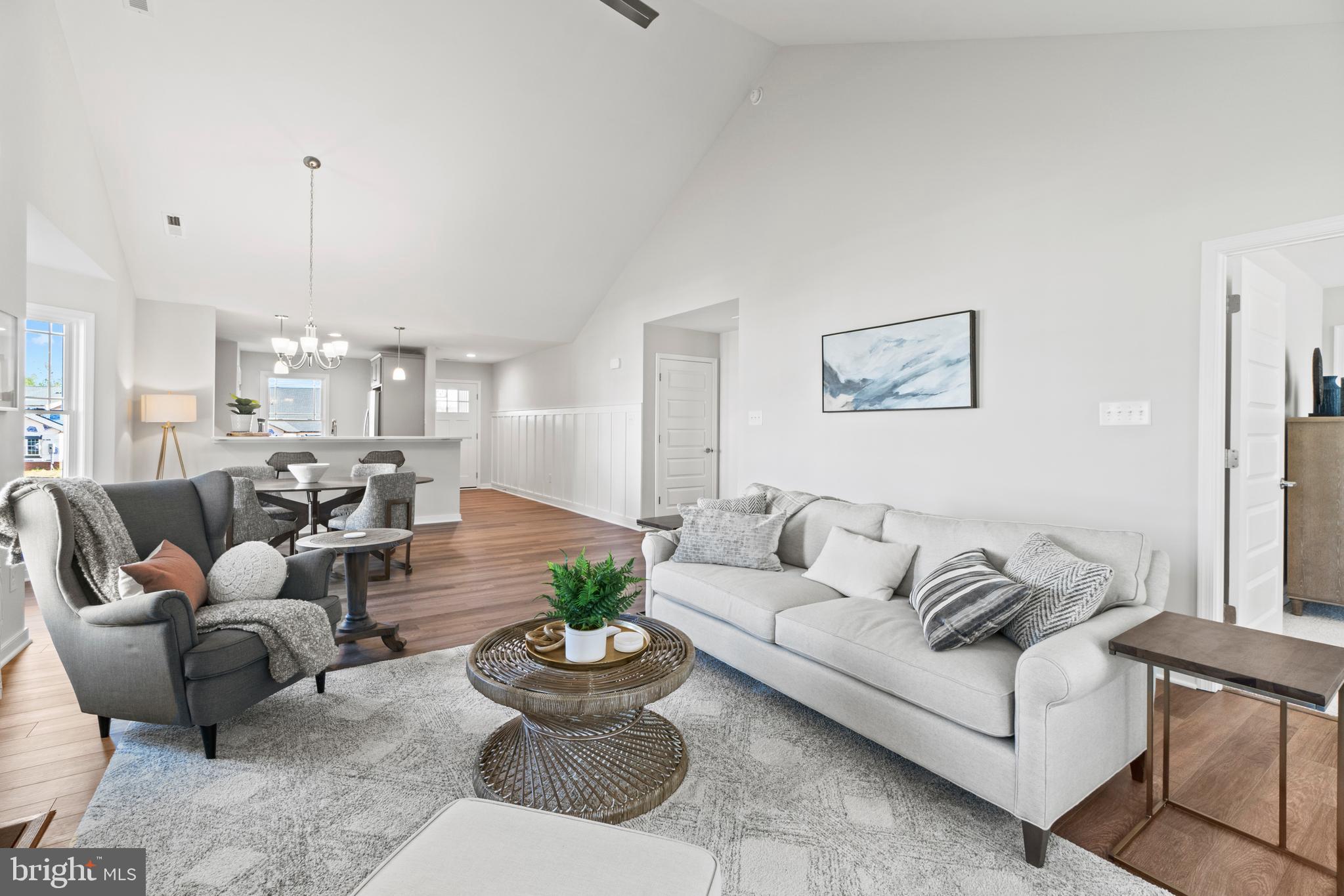 HOBBS HOLE GOLF COURSE - Residential