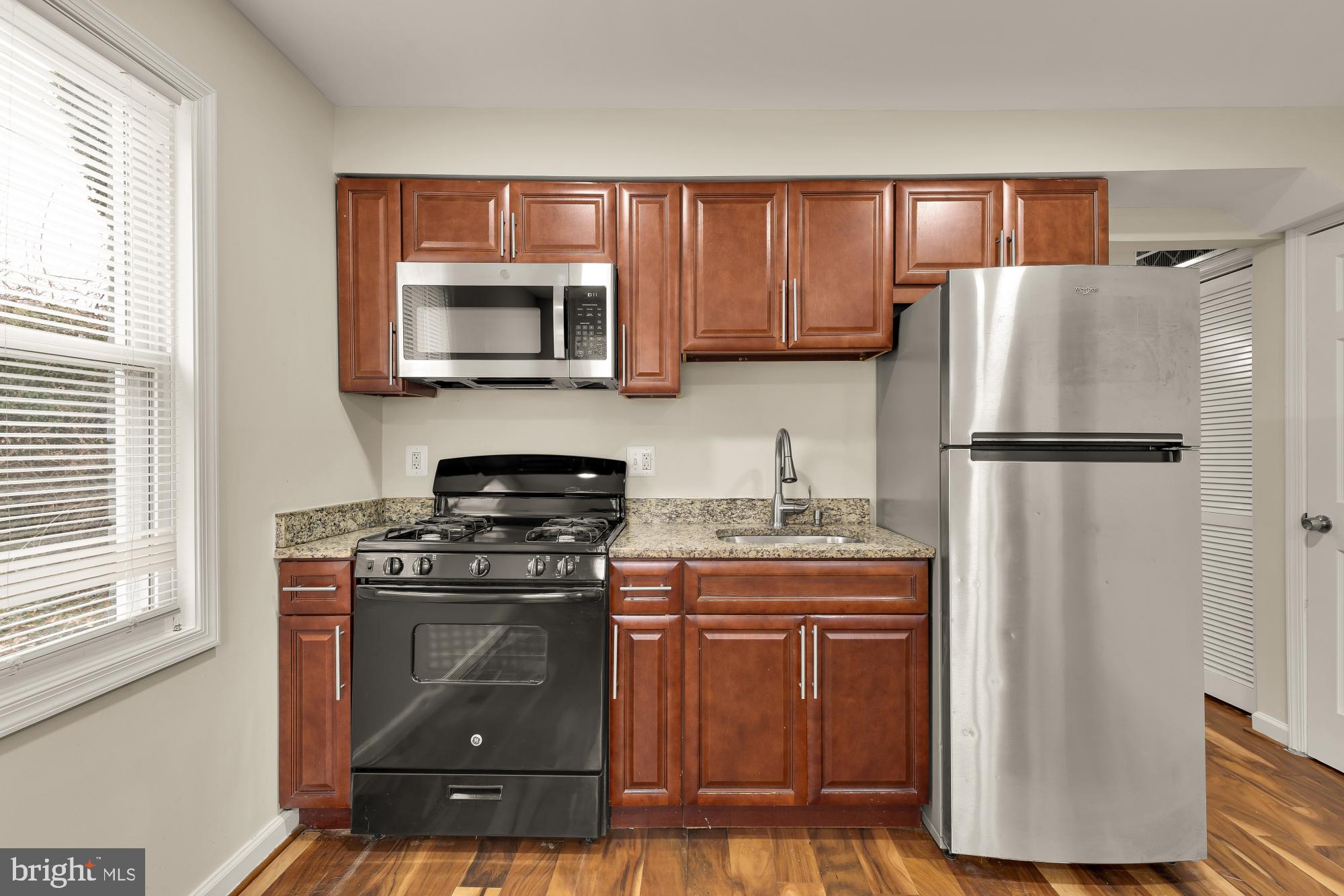 4131 HUNT PLACE NE A