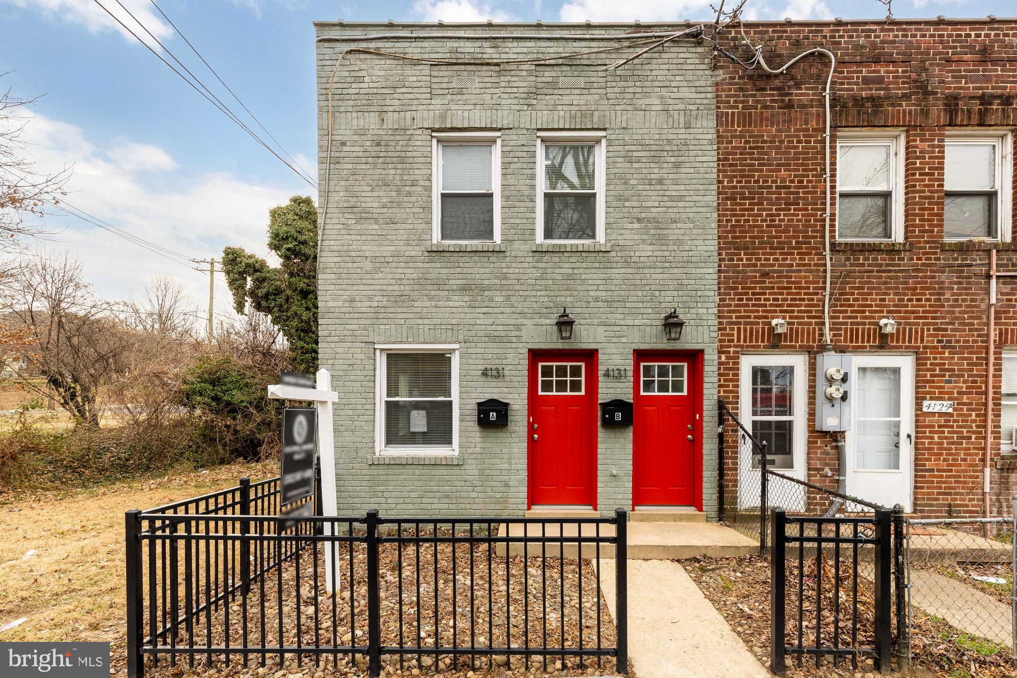 4131 HUNT PLACE NE A