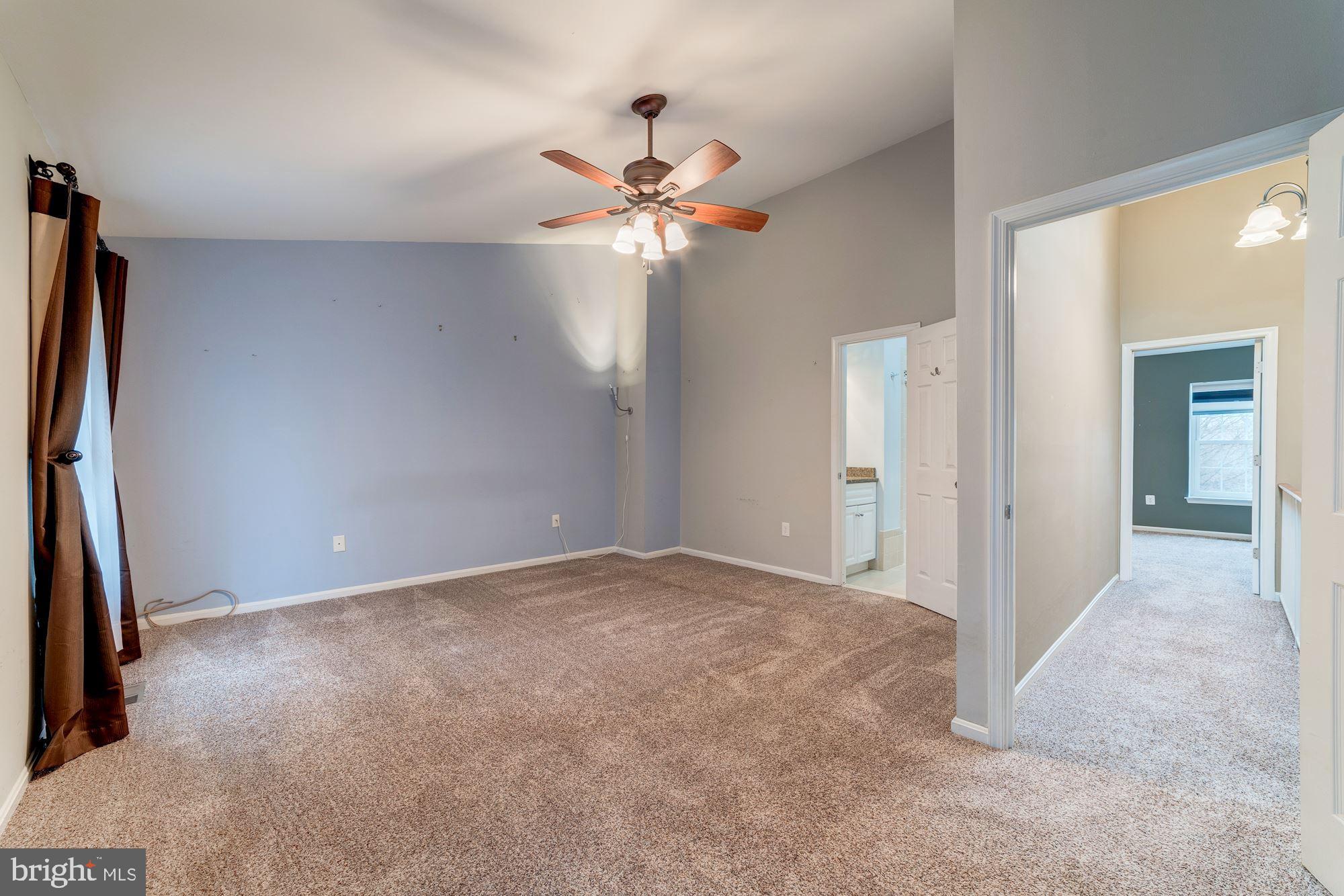 HUNTER VILLAGE - Residential