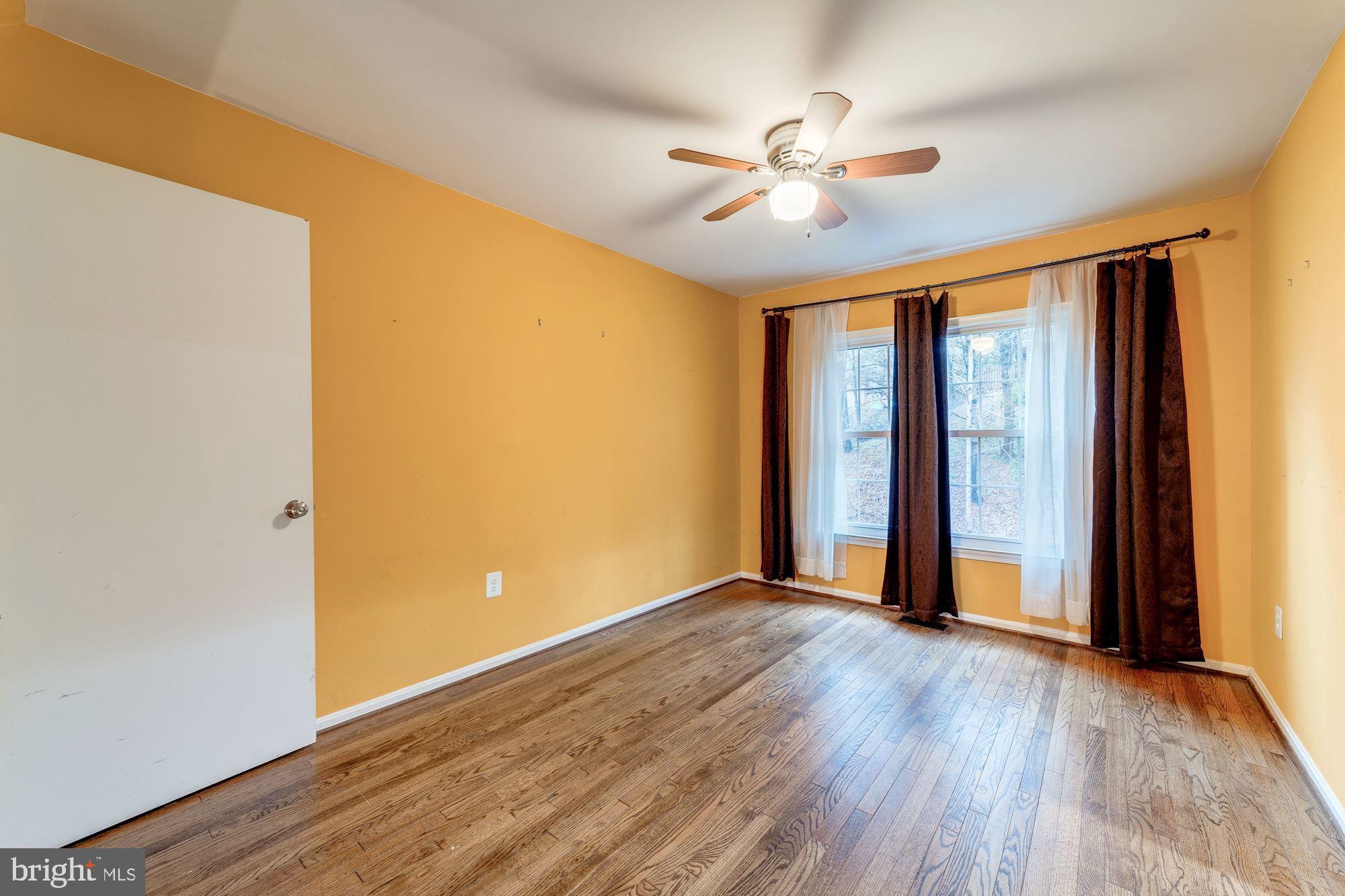 HUNTER VILLAGE - Residential