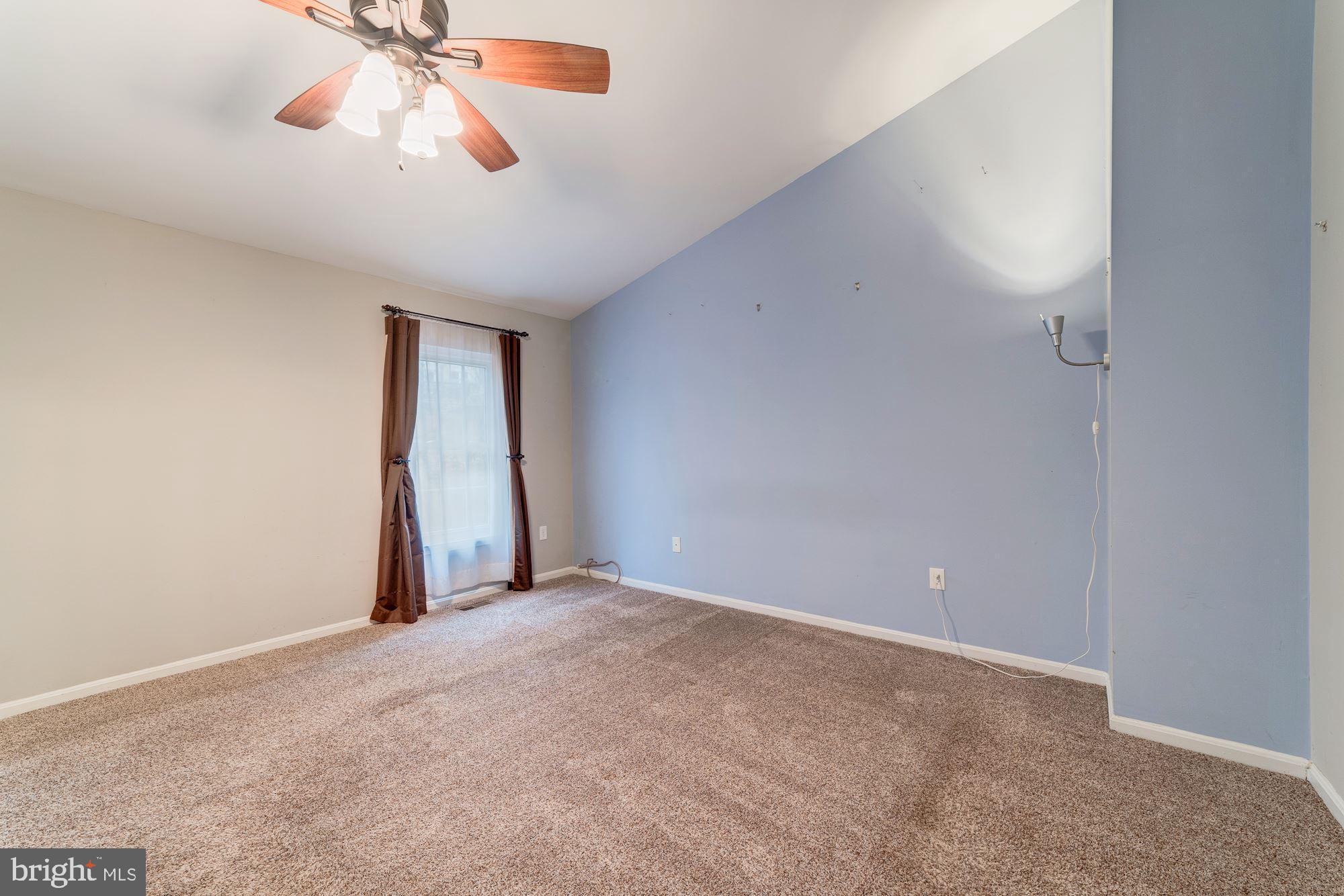 HUNTER VILLAGE - Residential