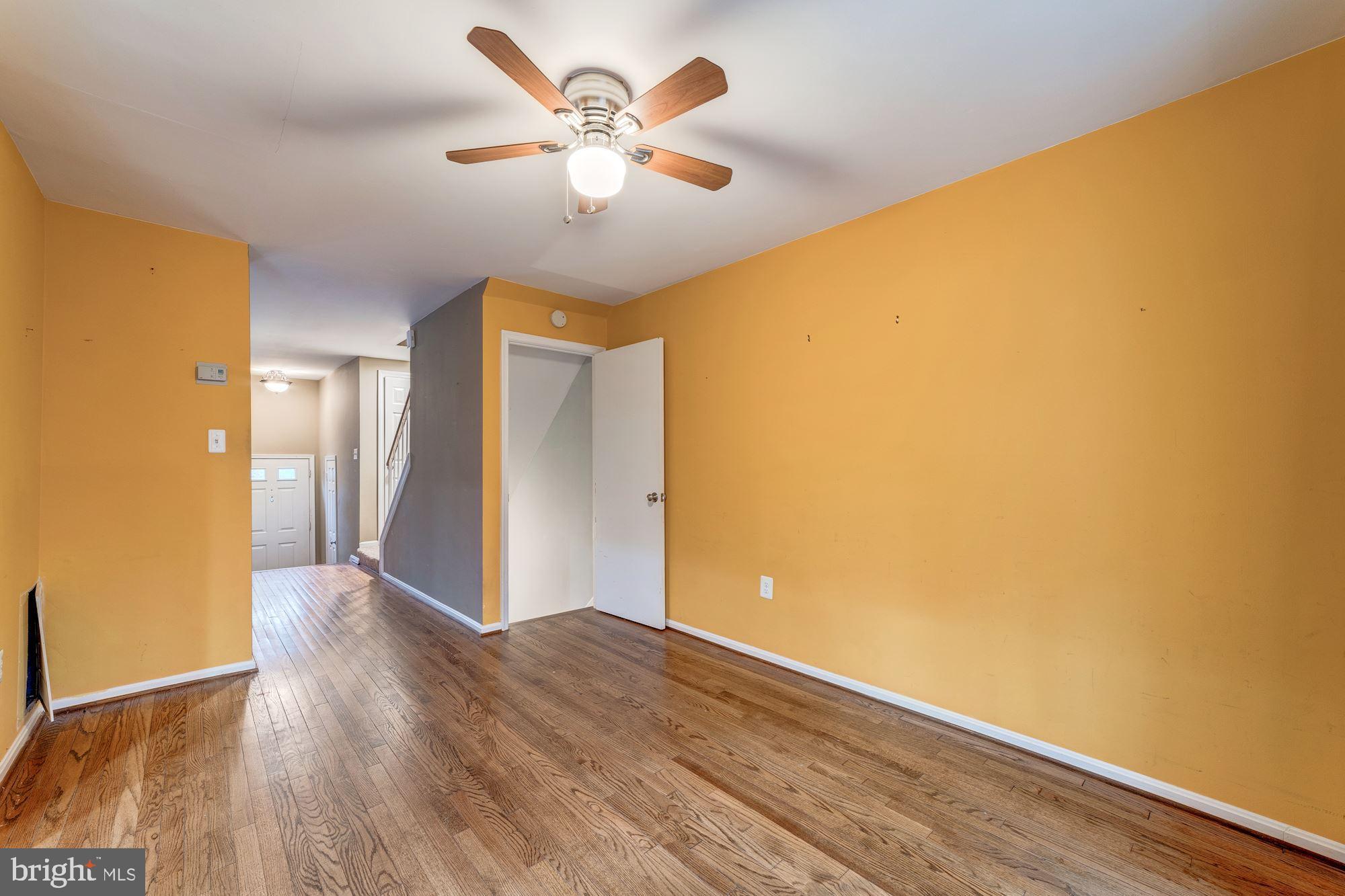 HUNTER VILLAGE - Residential