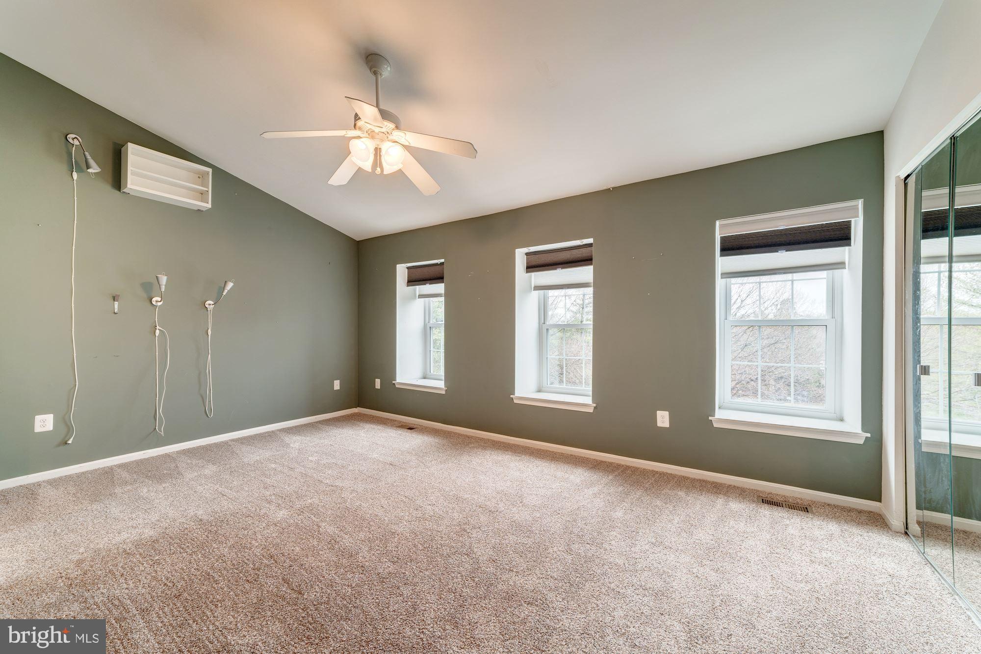 HUNTER VILLAGE - Residential