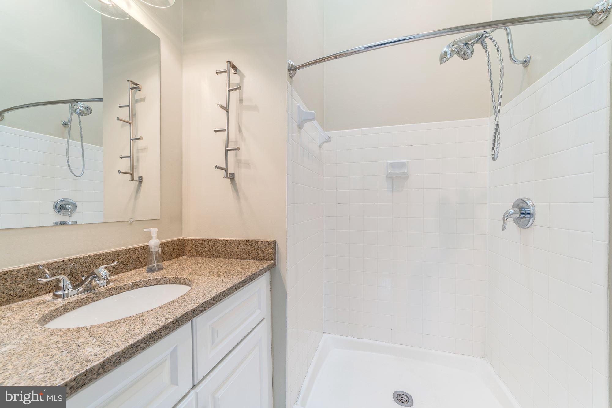 HUNTER VILLAGE - Residential