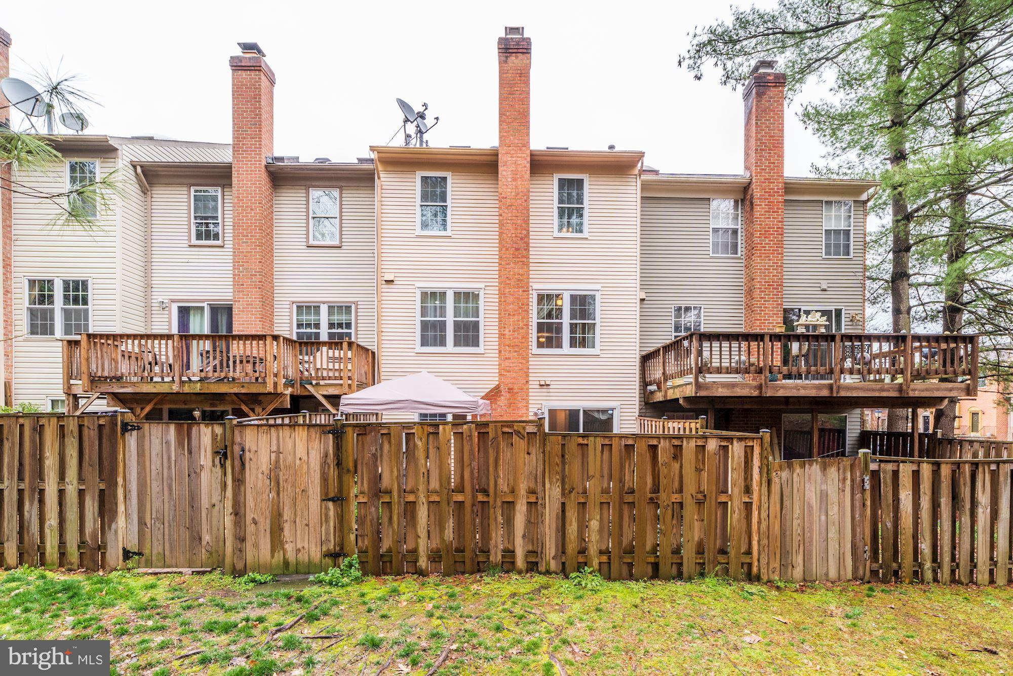 HUNTER VILLAGE - Residential