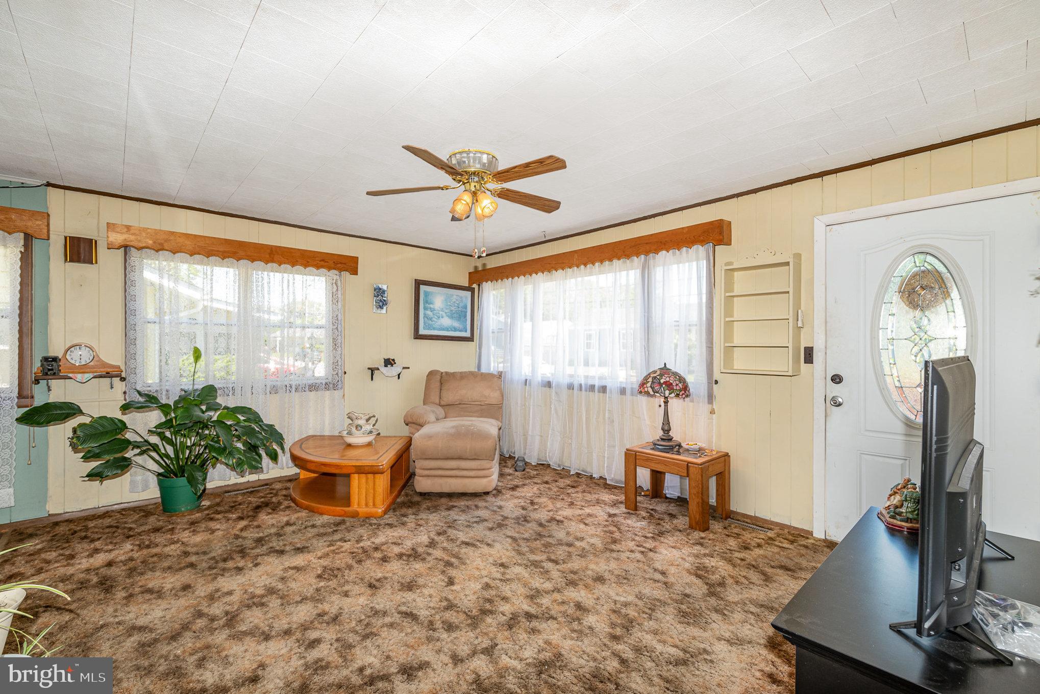 STANSBURY MANOR - Residential
