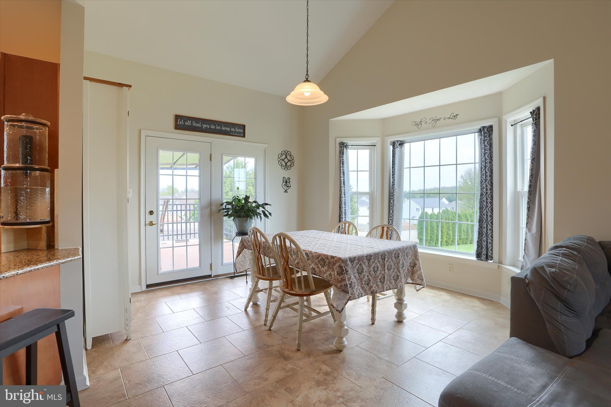 CHESTNUT VALLEY - Residential