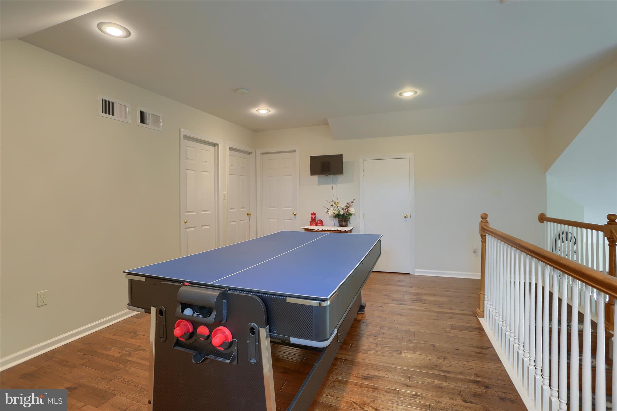 CHESTNUT VALLEY - Residential