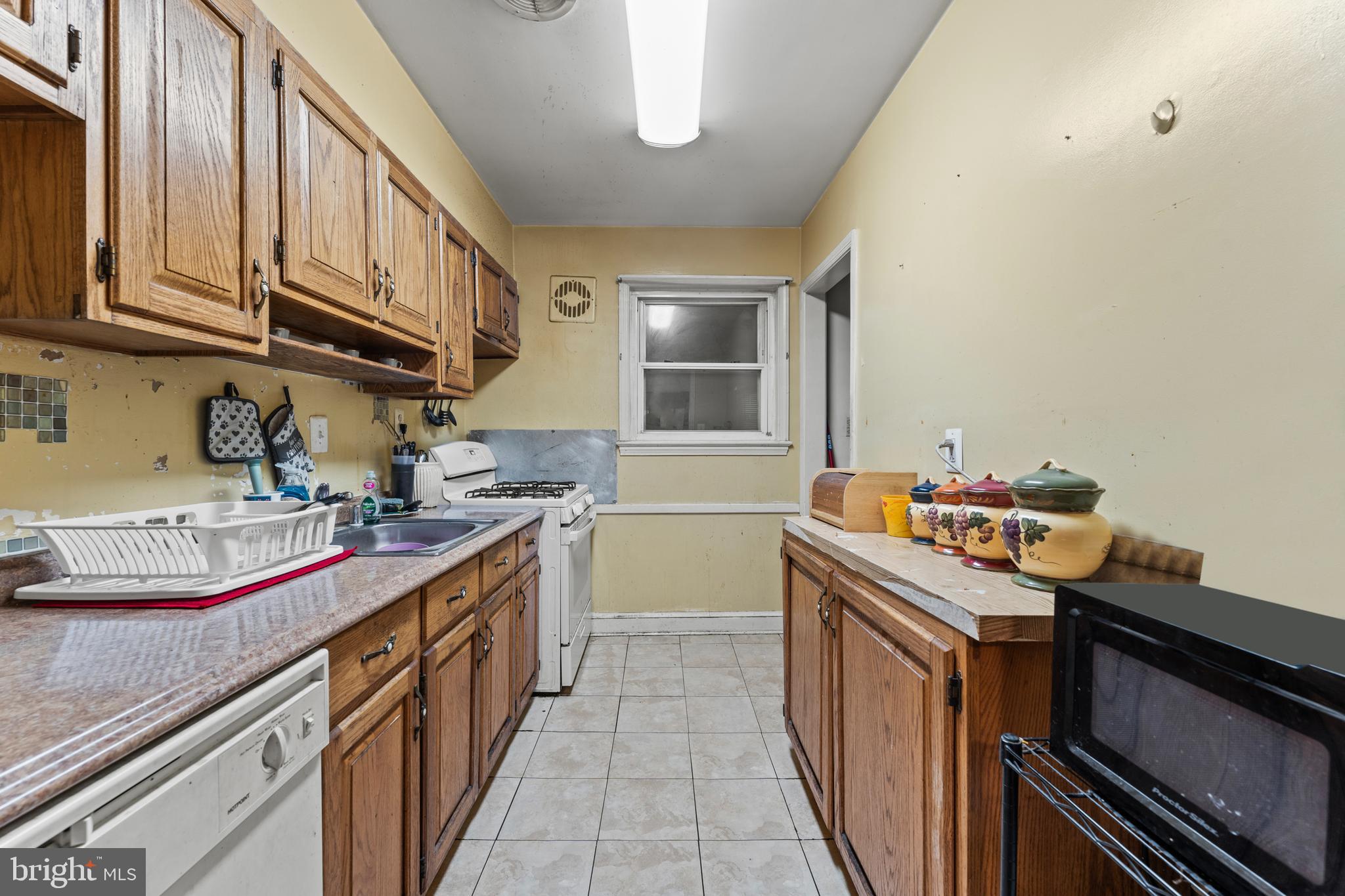 RIGGS MANOR - Residential