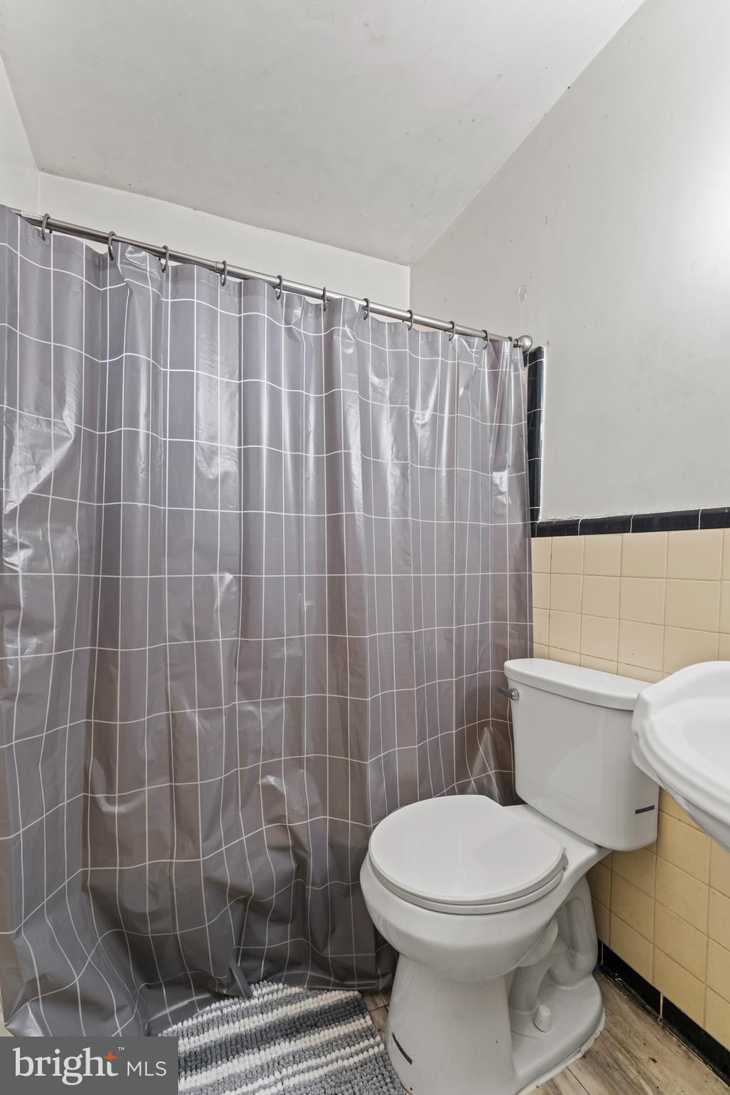 RIGGS MANOR - Residential