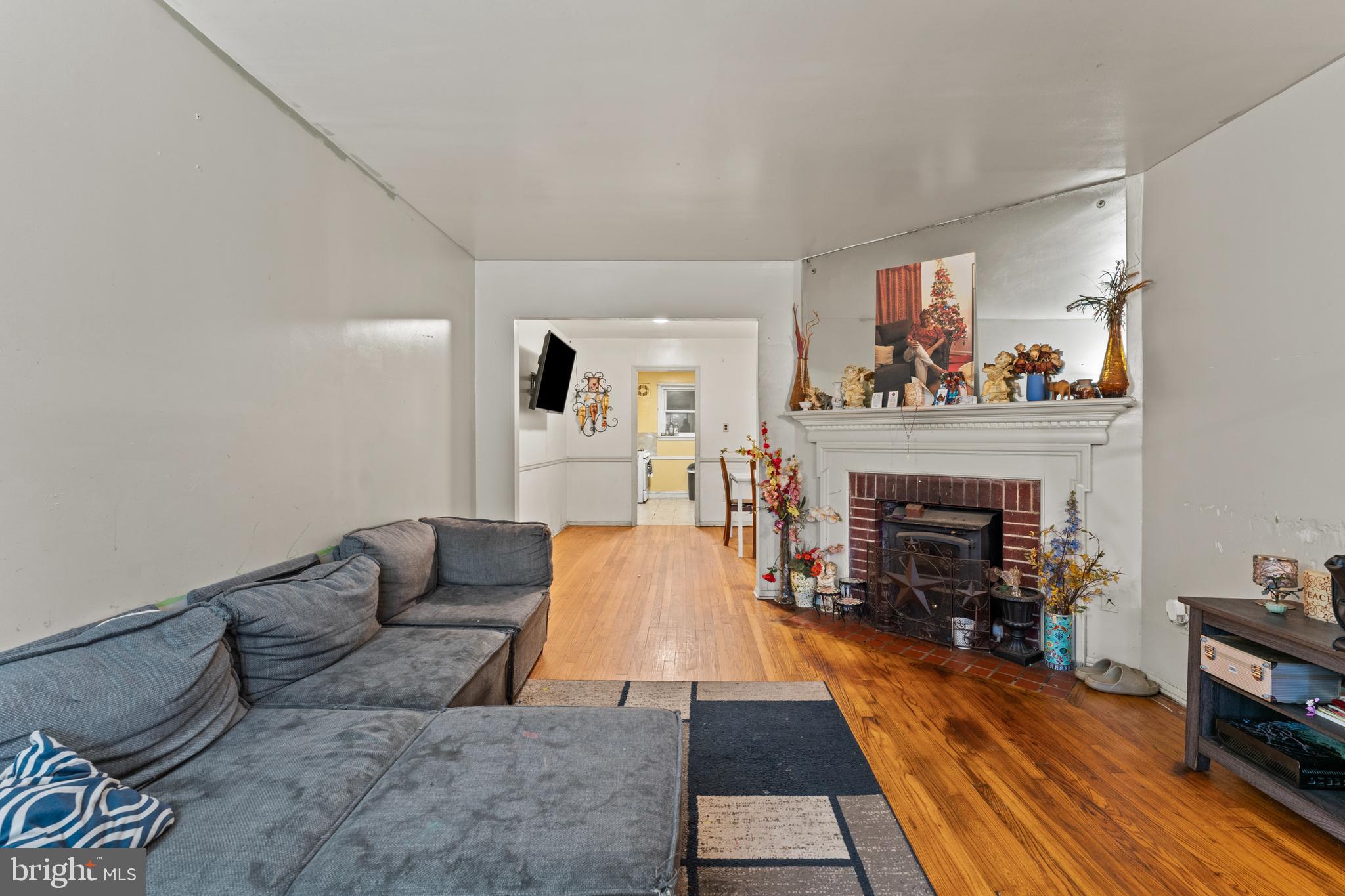 RIGGS MANOR - Residential