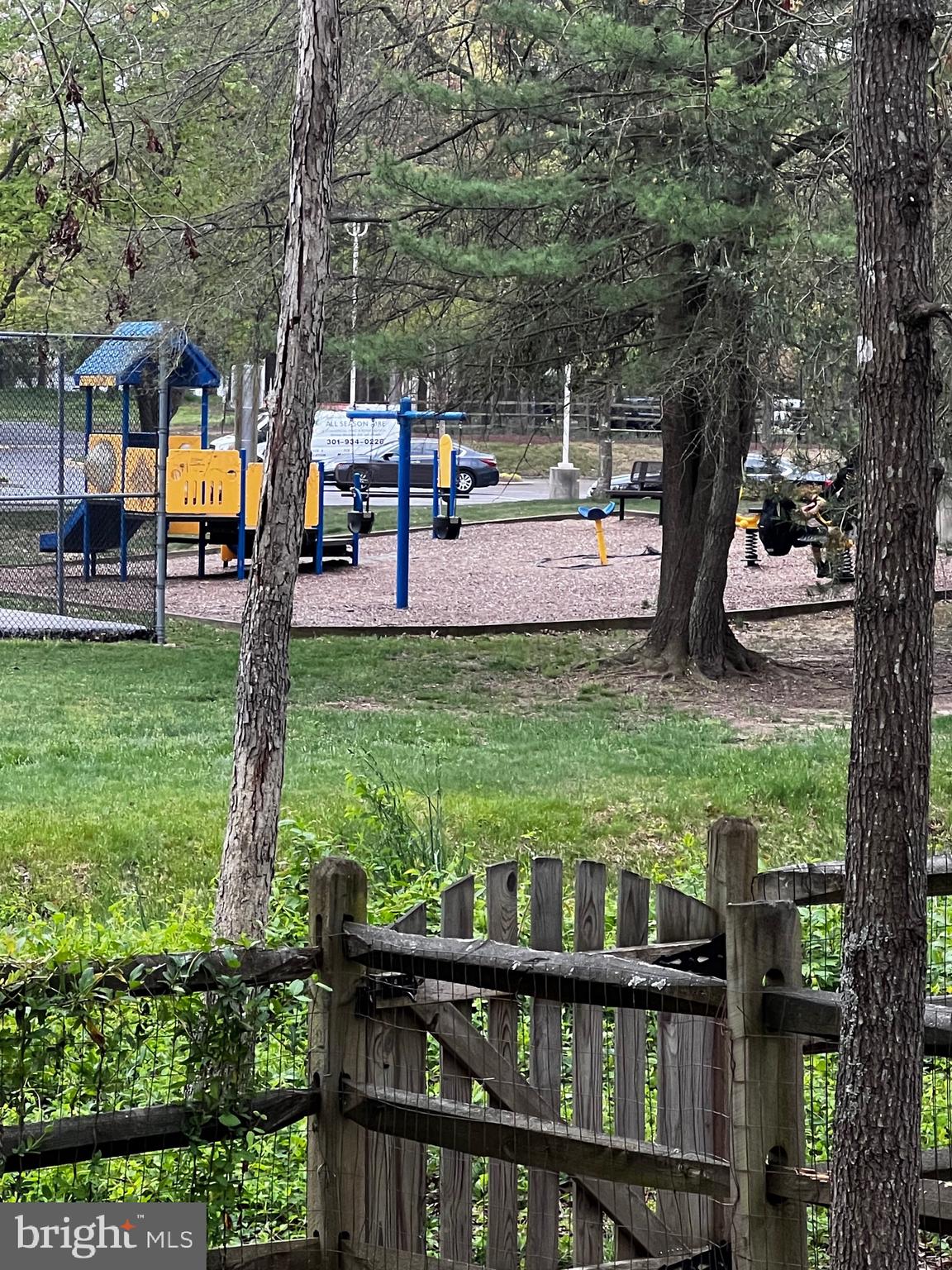 HAMPSHIRE - Residential