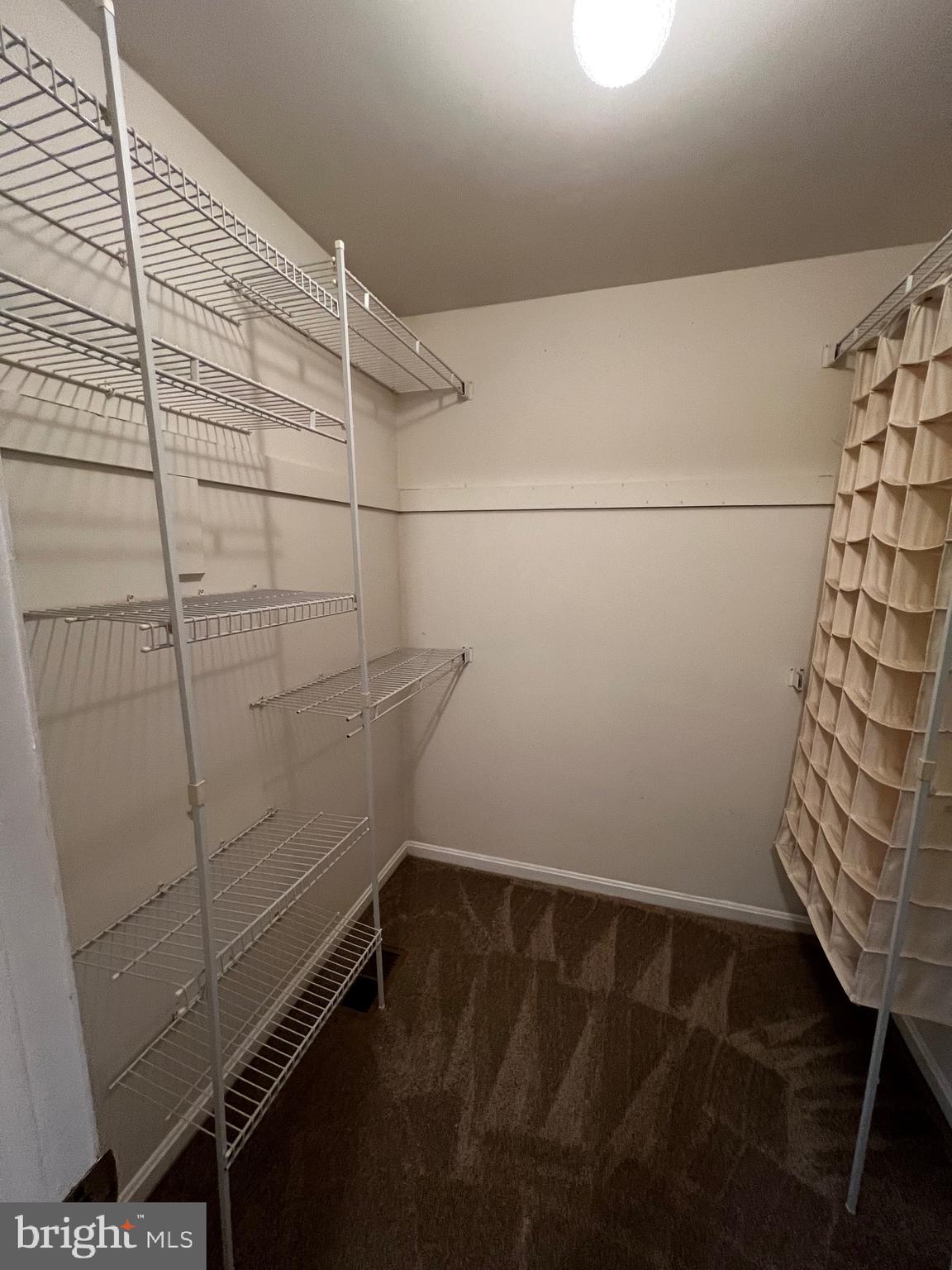 HAMPSHIRE - Residential