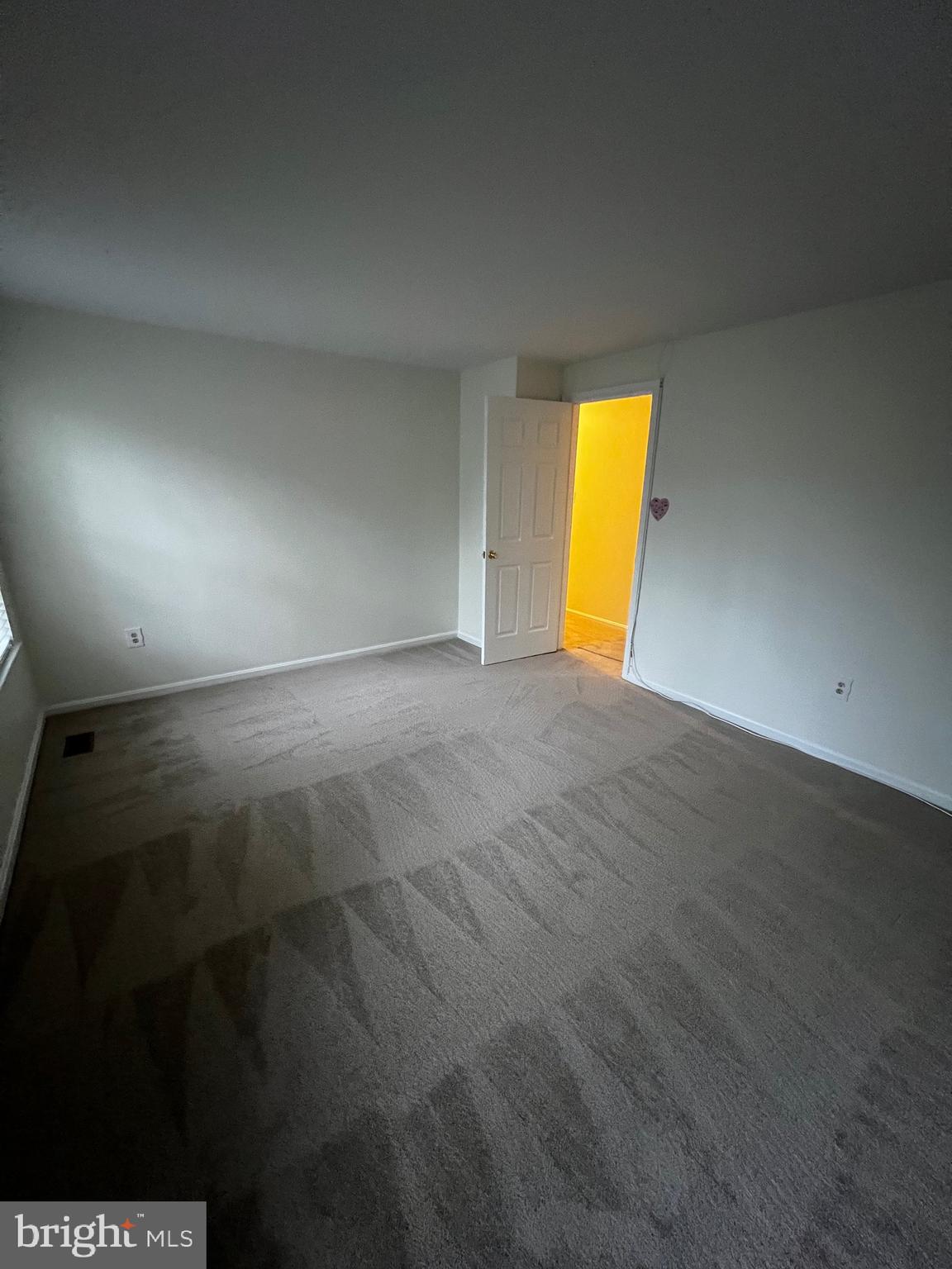 HAMPSHIRE - Residential