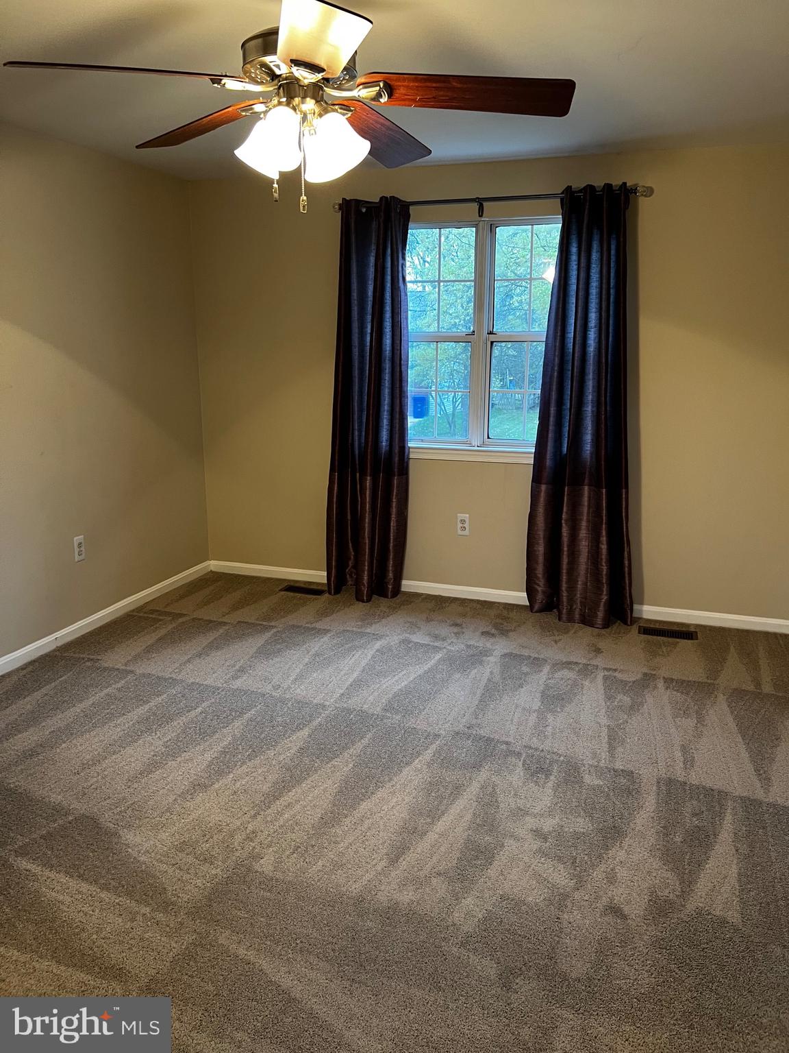 HAMPSHIRE - Residential