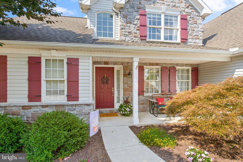 Photo of 308 Hollow View, Manheim, PA 17545 (MLS # PALA2054026)