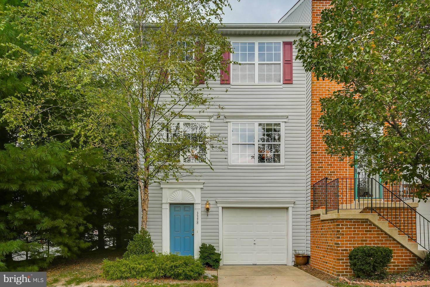 HOWARDS RIDGE - Residential