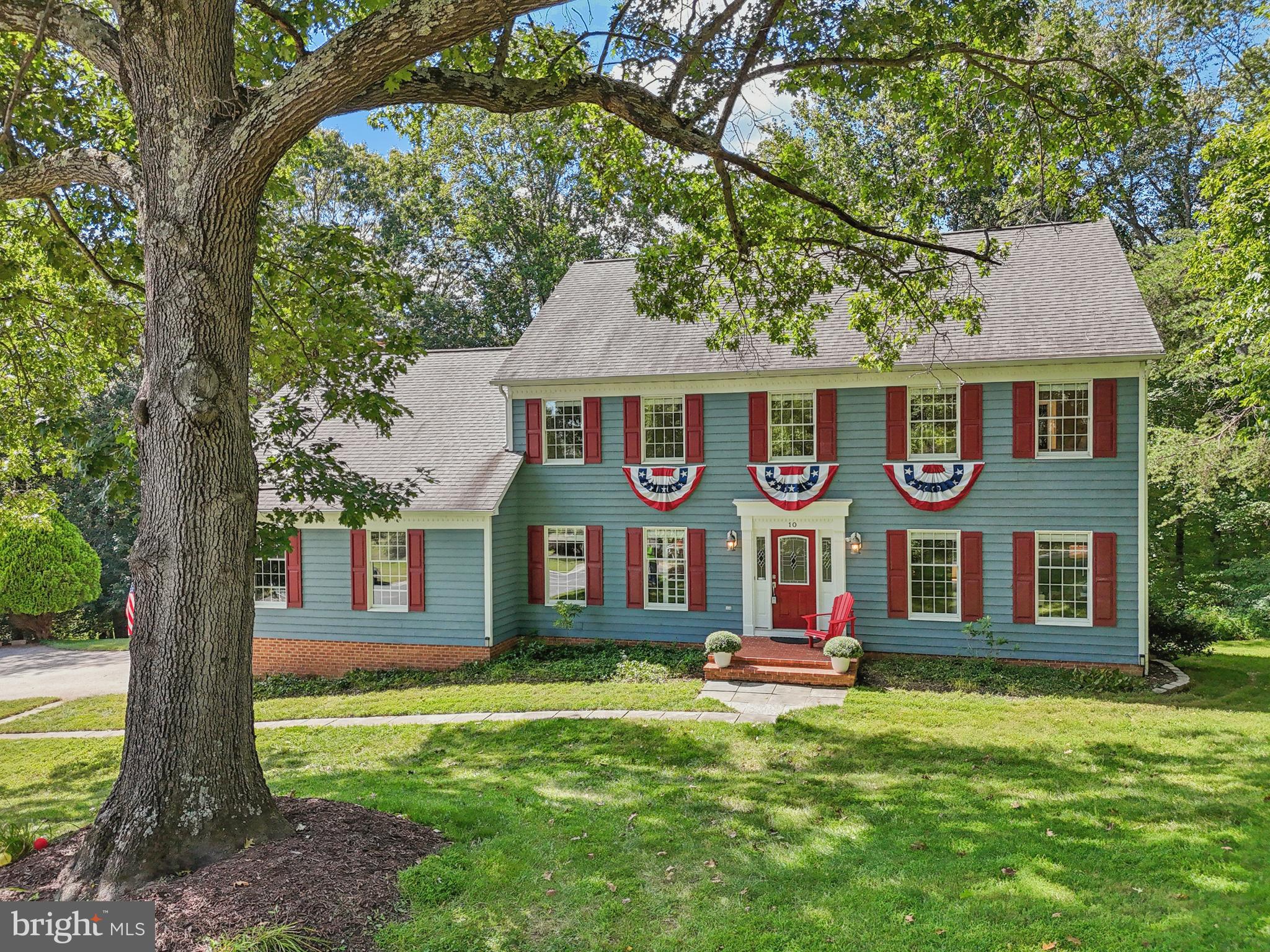 GLENCOE MANOR - Residential