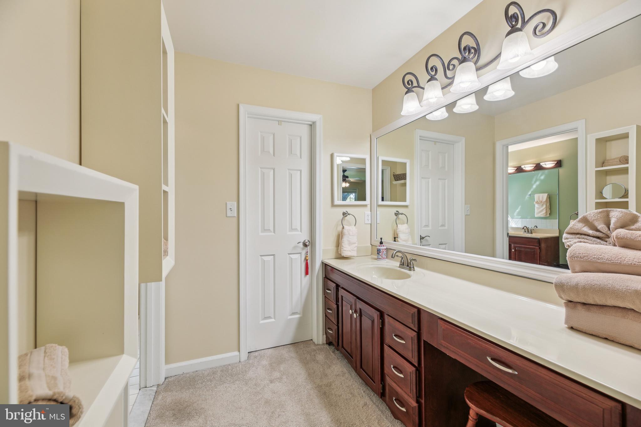 GLENCOE MANOR - Residential