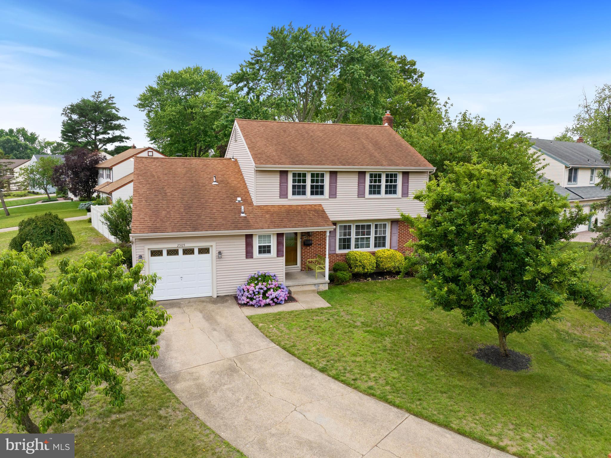 2505 YELLOWSTONE ROAD