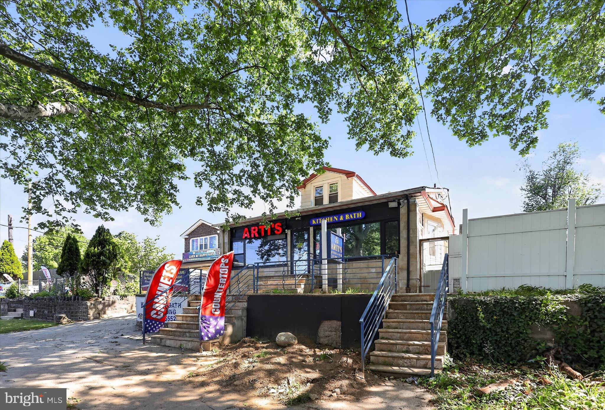1405 COTTMAN AVENUE 09