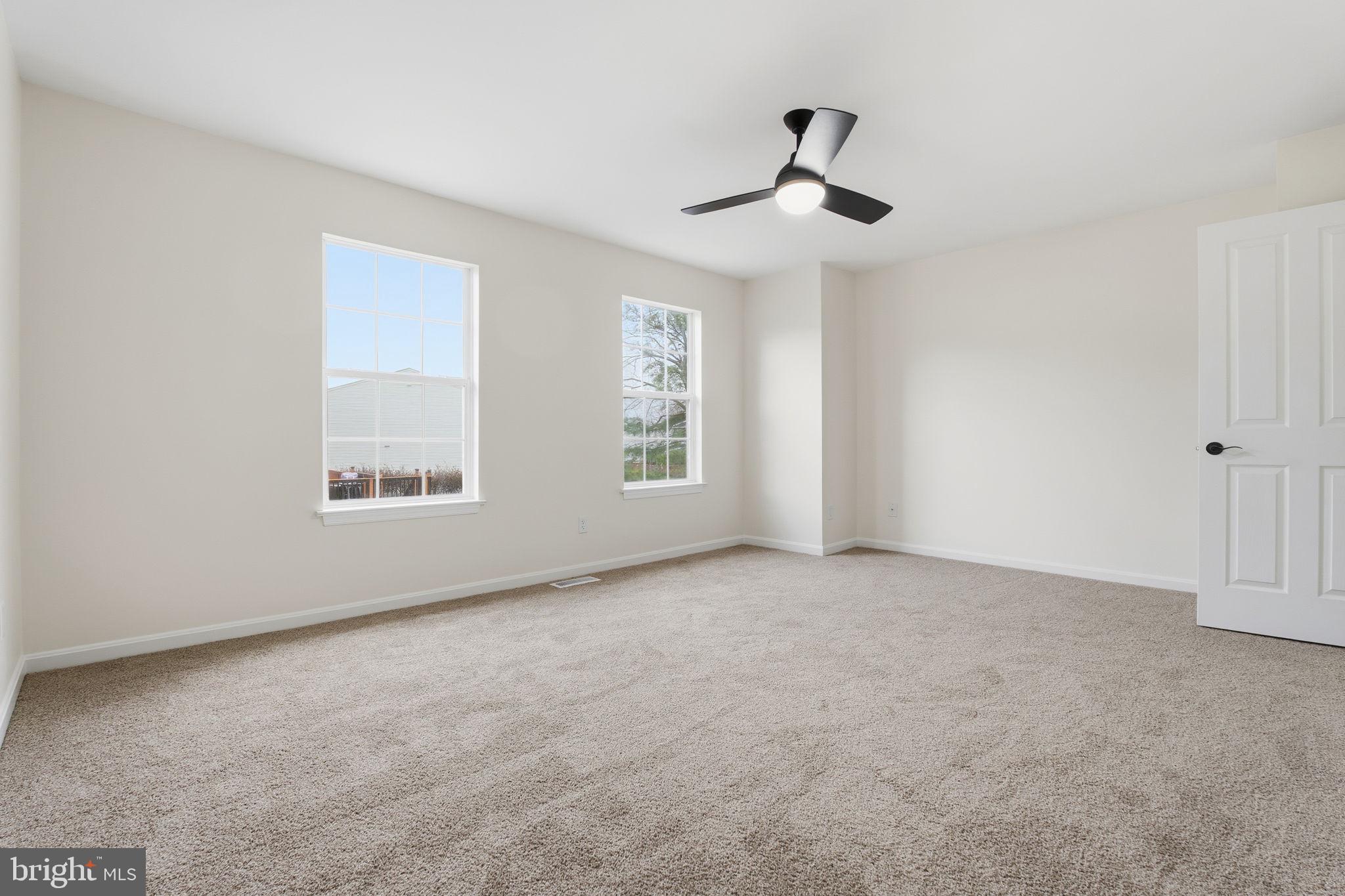 CARROLLWOOD MANOR - Residential