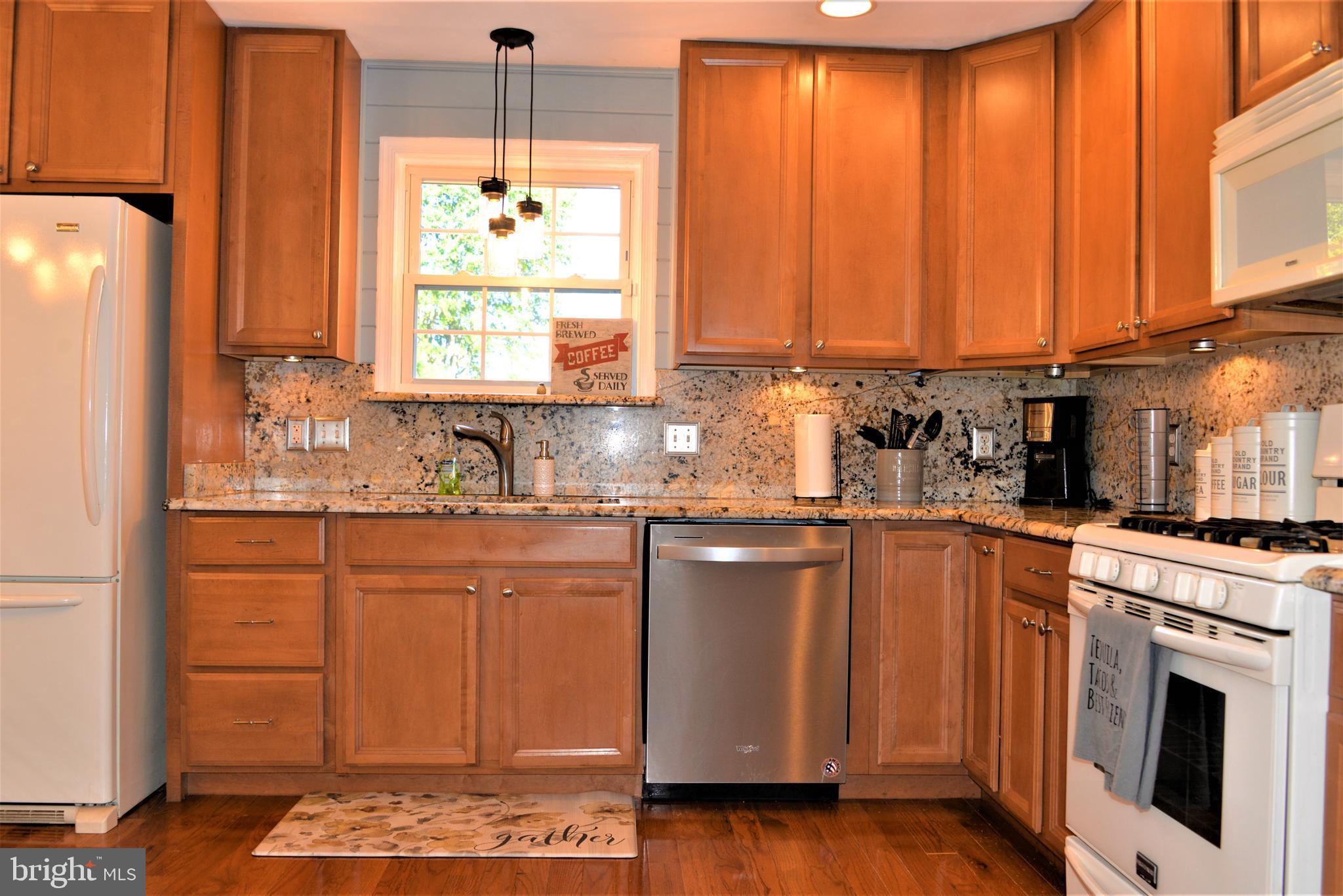 INGLESIDE VILLAGE - Residential