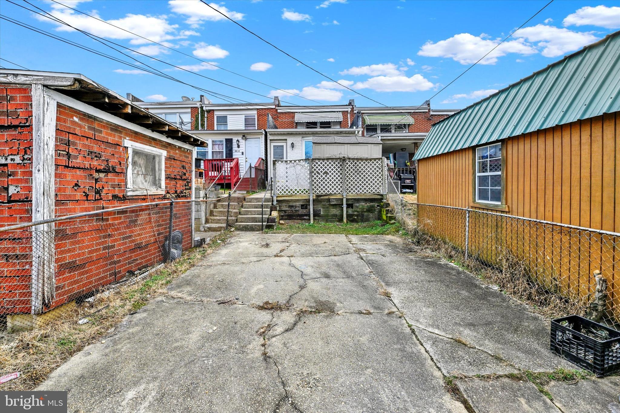 FRIENDSHIP GARDENS - Residential