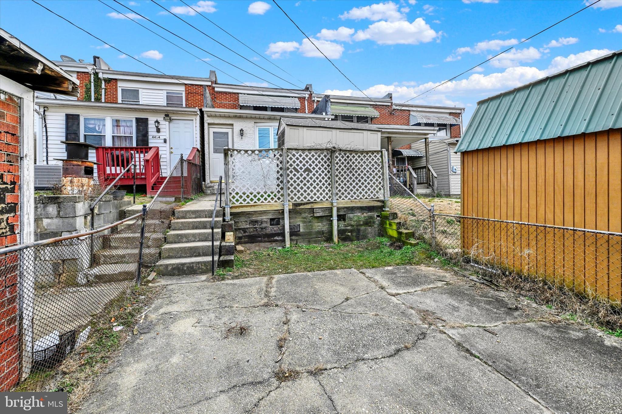 FRIENDSHIP GARDENS - Residential