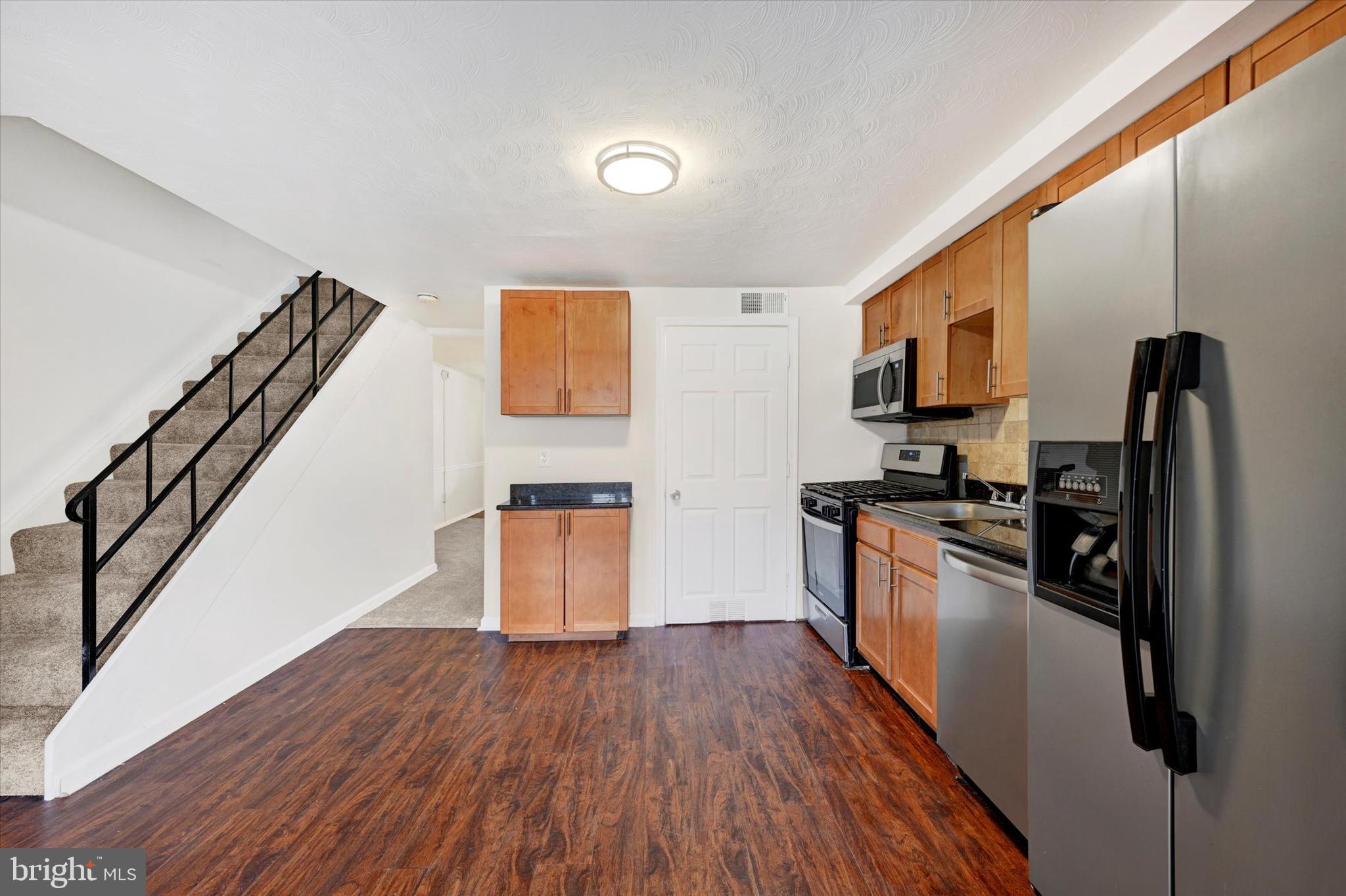 FRIENDSHIP GARDENS - Residential