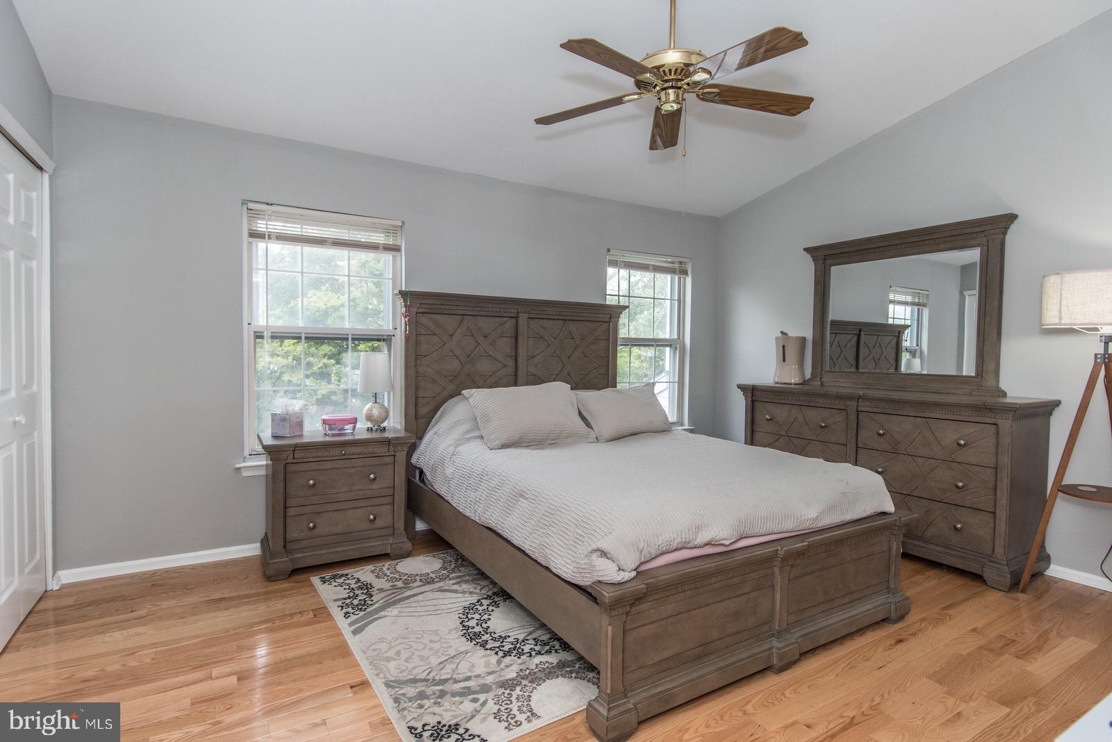 VILLAGE SHIRES - Residential