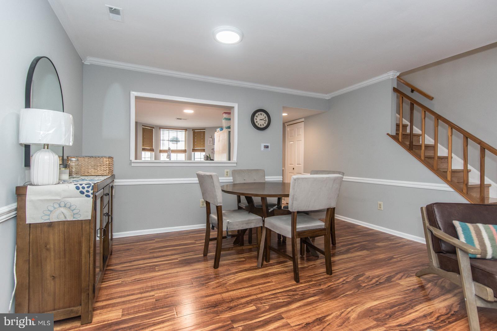 VILLAGE SHIRES - Residential