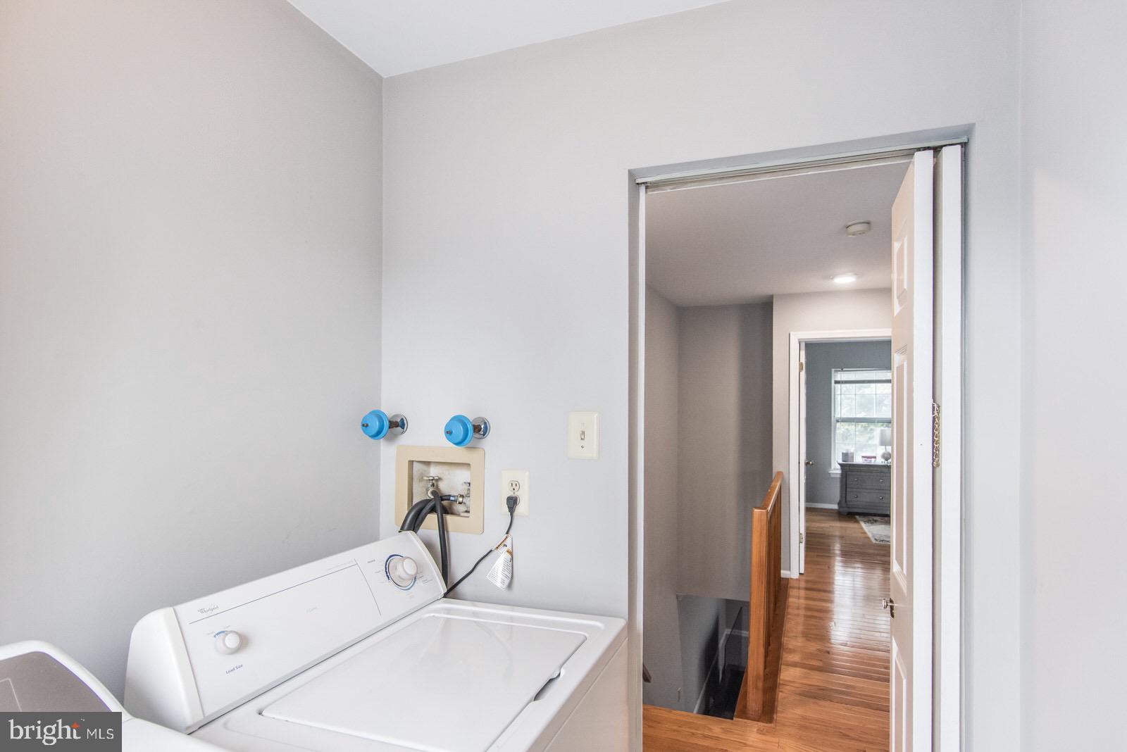 VILLAGE SHIRES - Residential