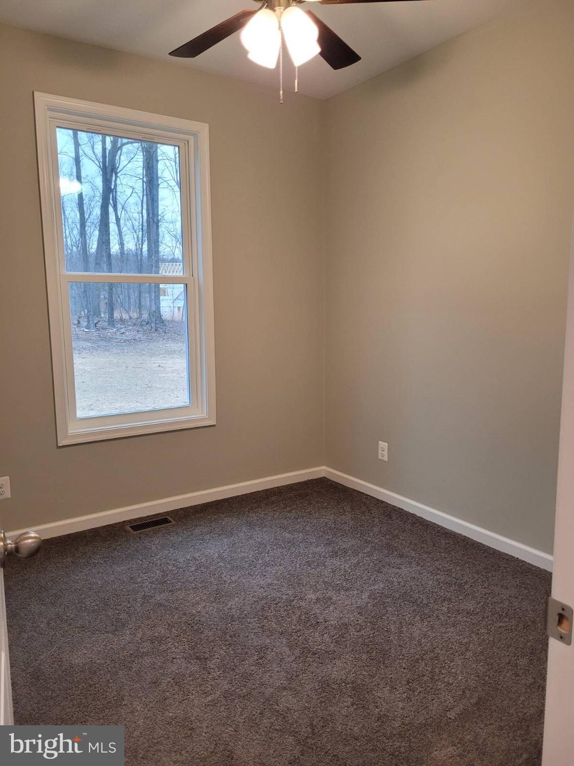 JUNEWOOD ESTATES - Residential Lease