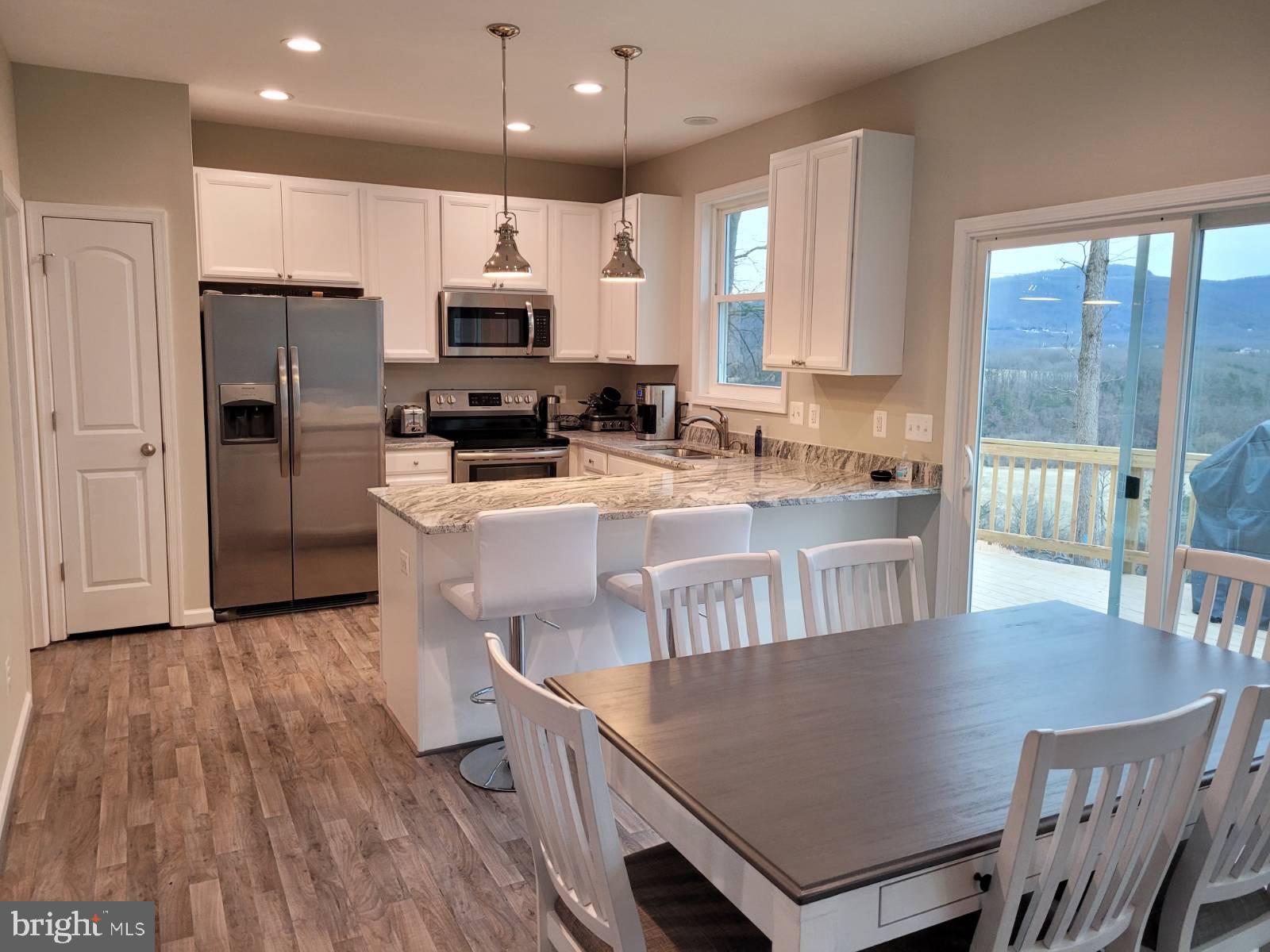 JUNEWOOD ESTATES - Residential Lease