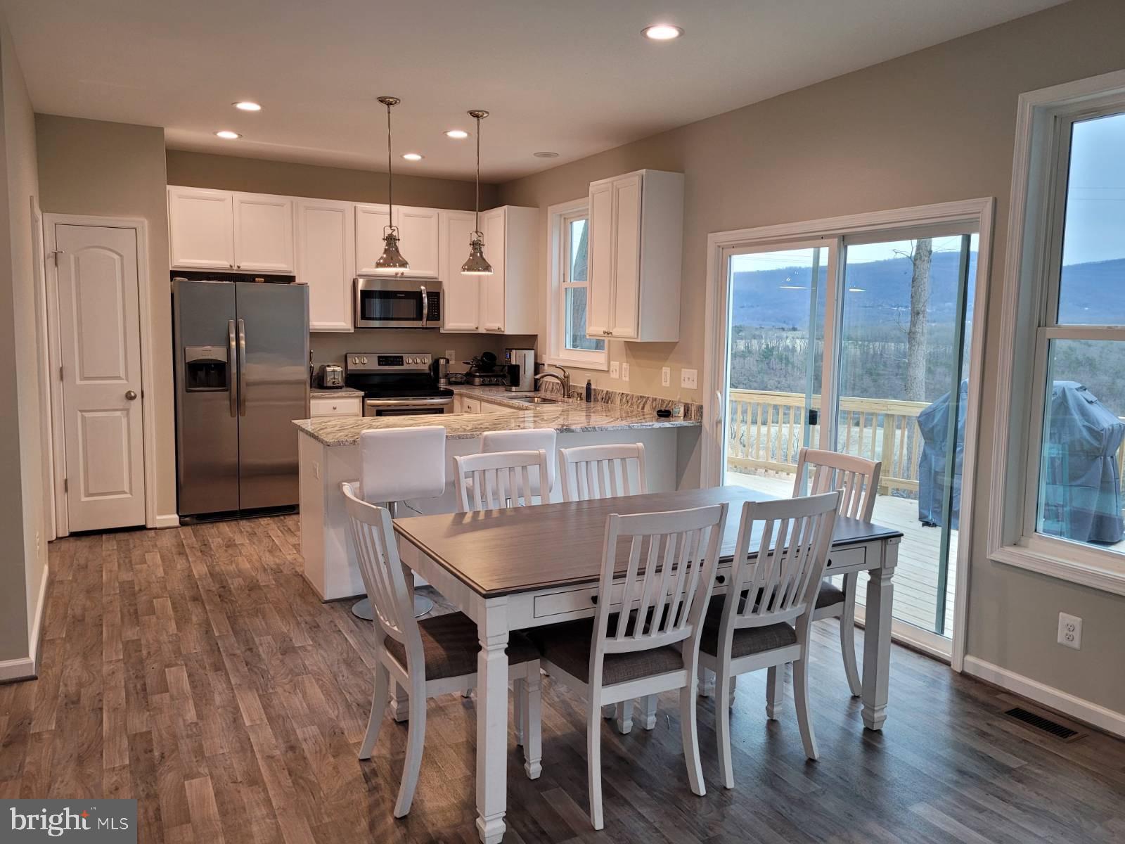 JUNEWOOD ESTATES - Residential Lease