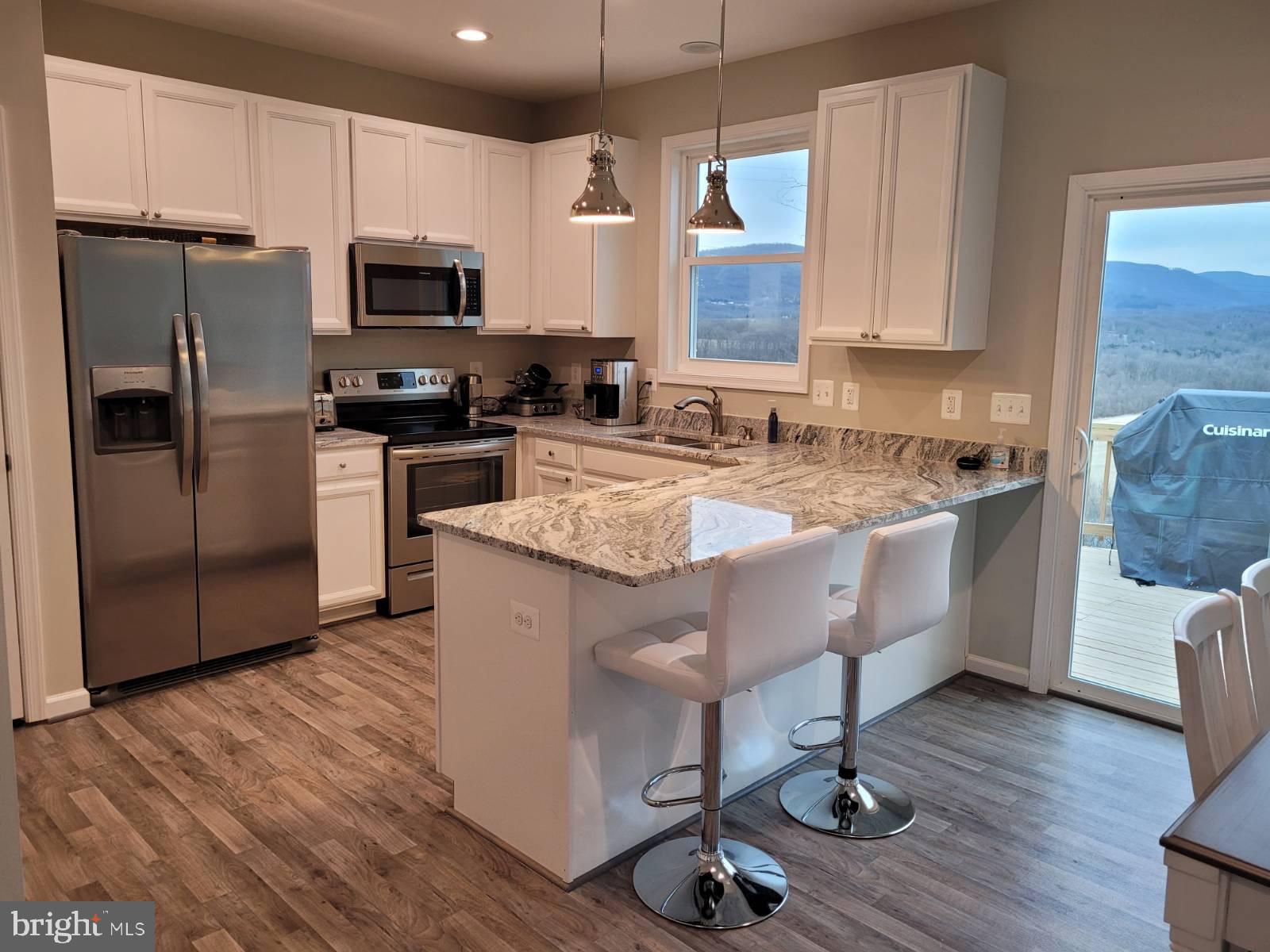 JUNEWOOD ESTATES - Residential Lease