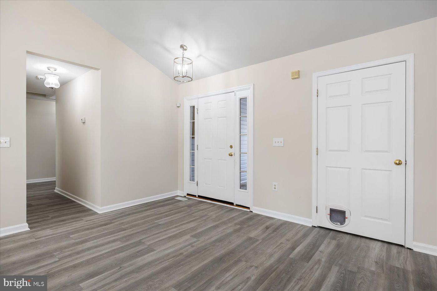 LAKE LAND OR - Residential