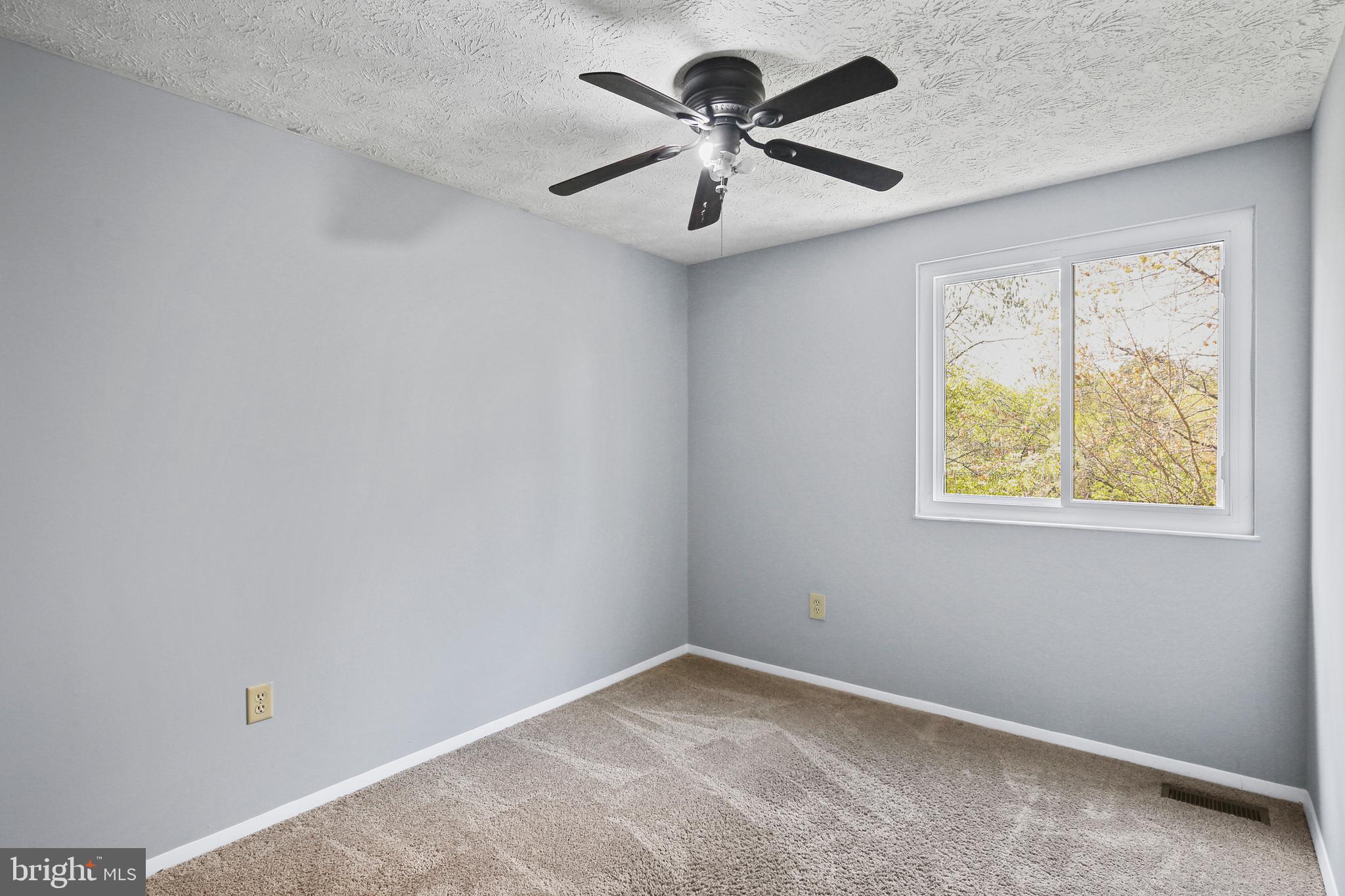 SADDLE CREEK - Residential